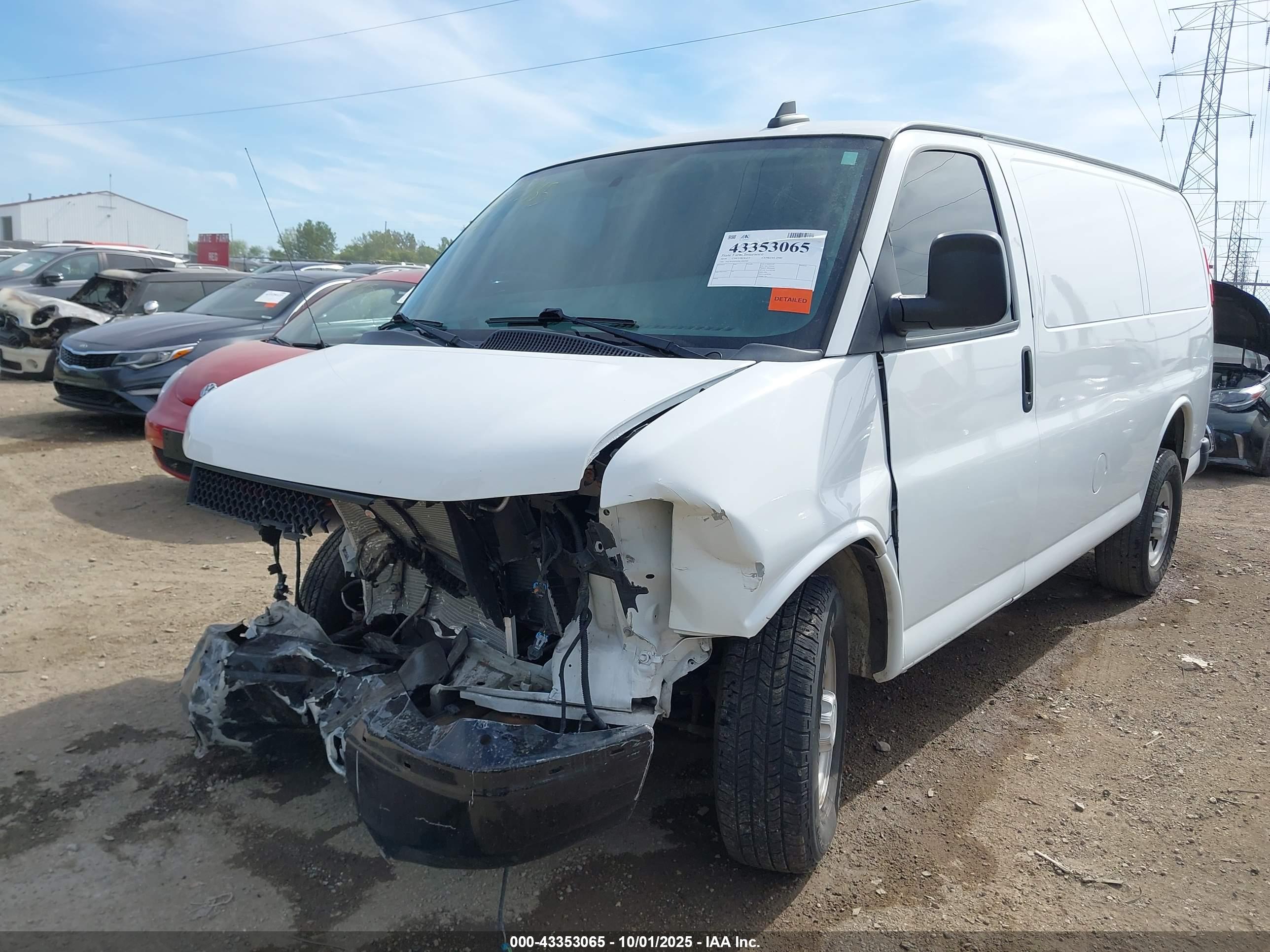 CHEVROLET EXPRESS image 2