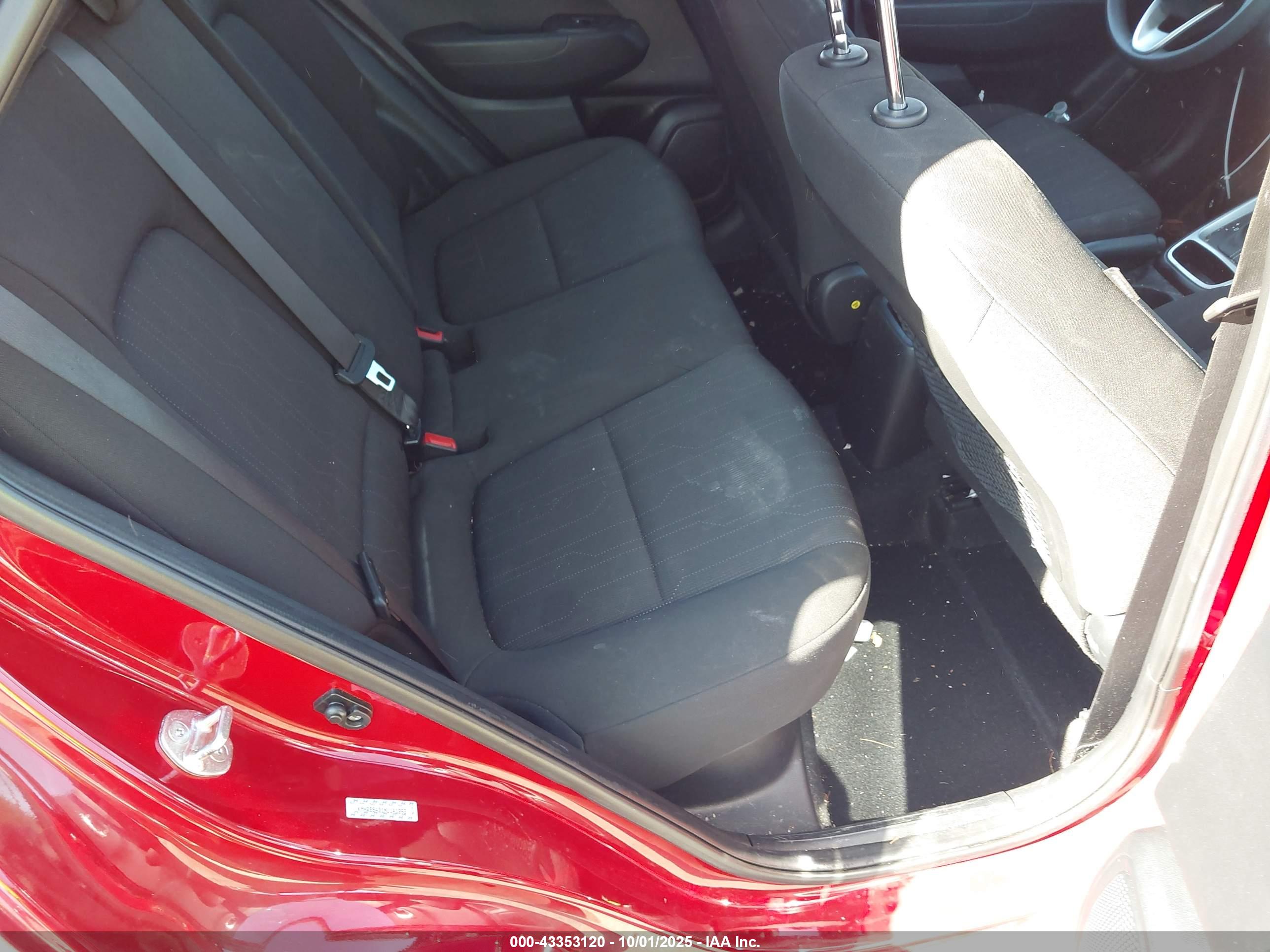 HYUNDAI VENUE image 8