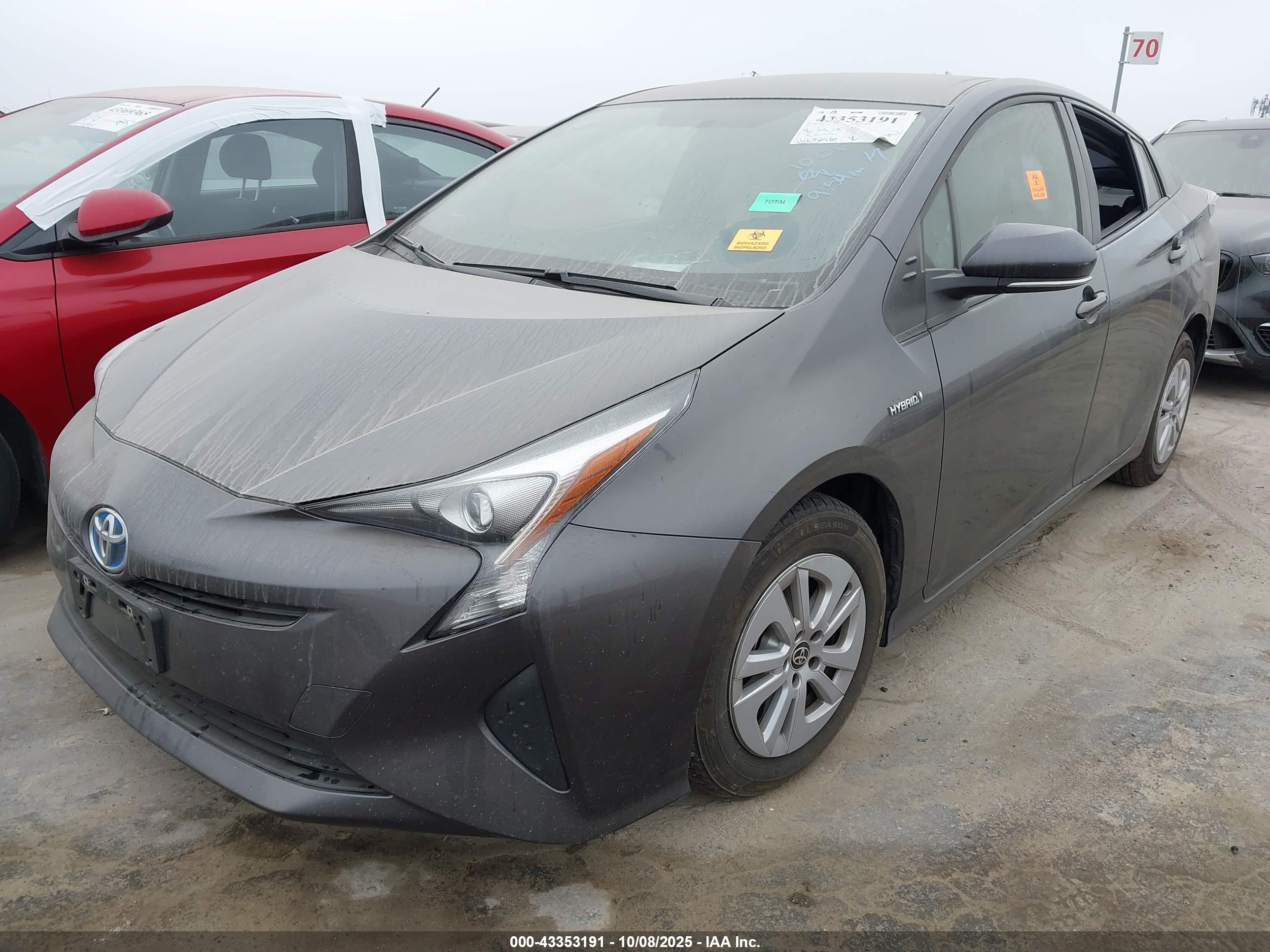 TOYOTA PRIUS image 2