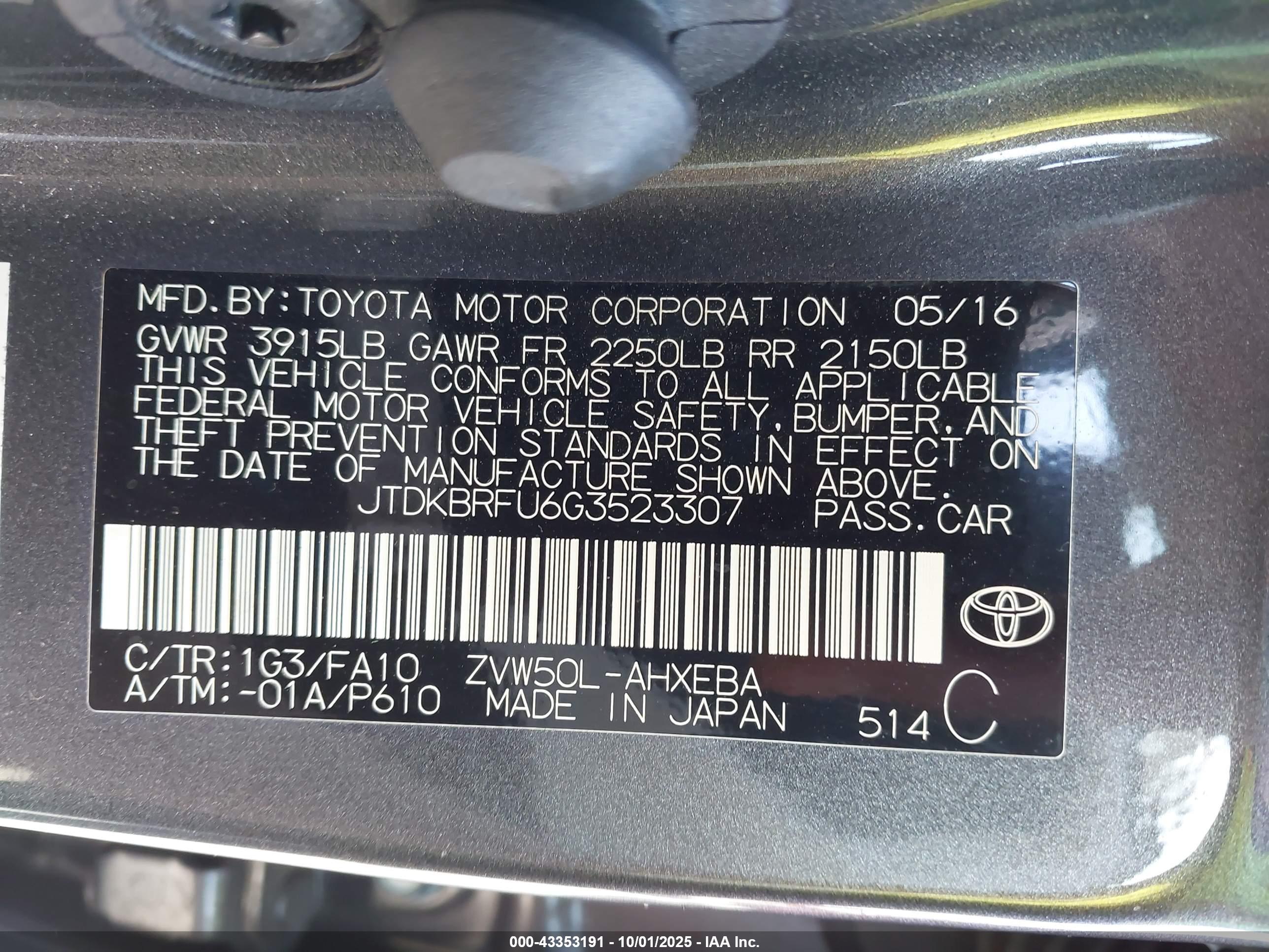 TOYOTA PRIUS image 9