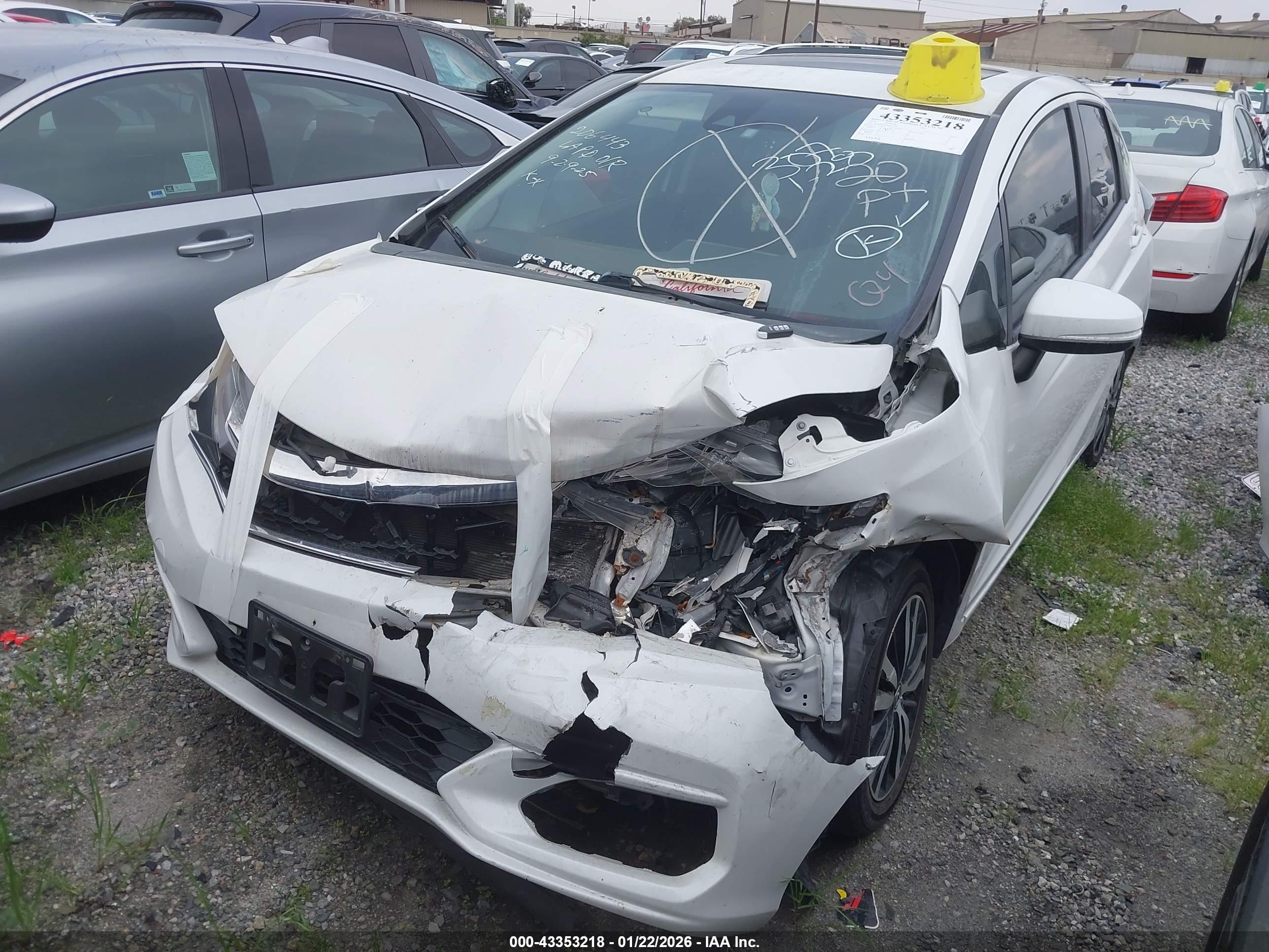 HONDA FIT image 2
