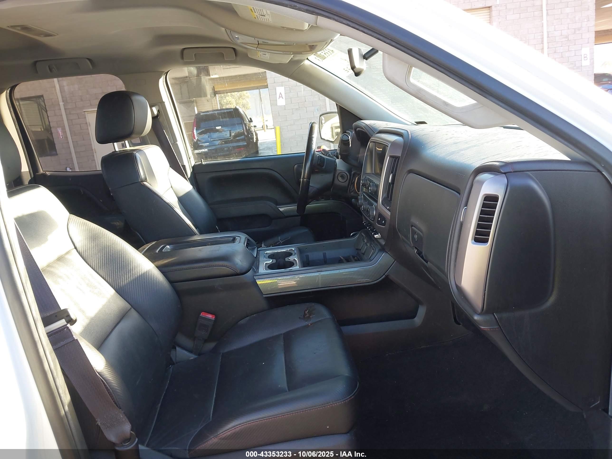GMC SIERRA image 5