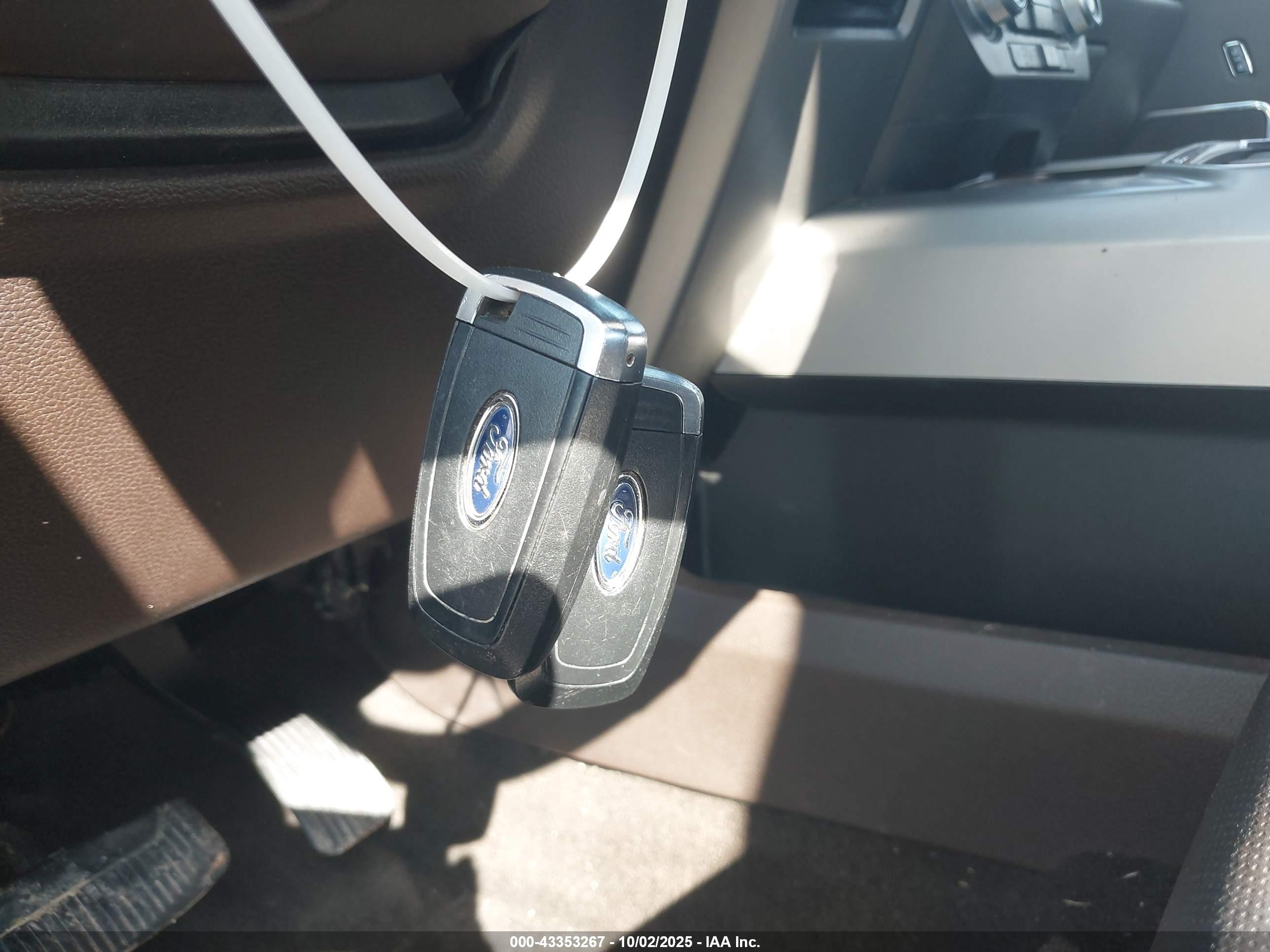 FORD F-250 image 11