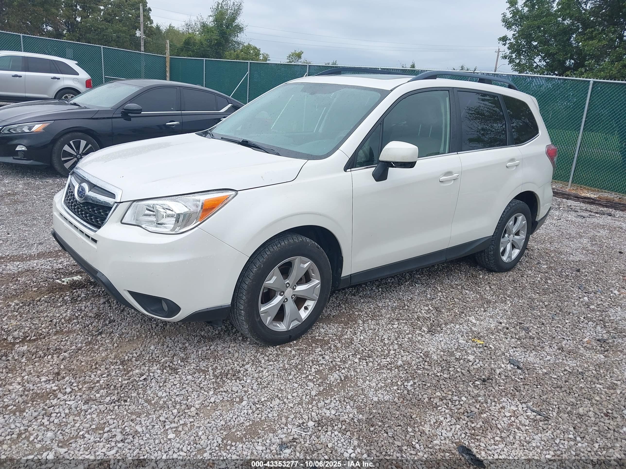 SUBARU FORESTER image 2