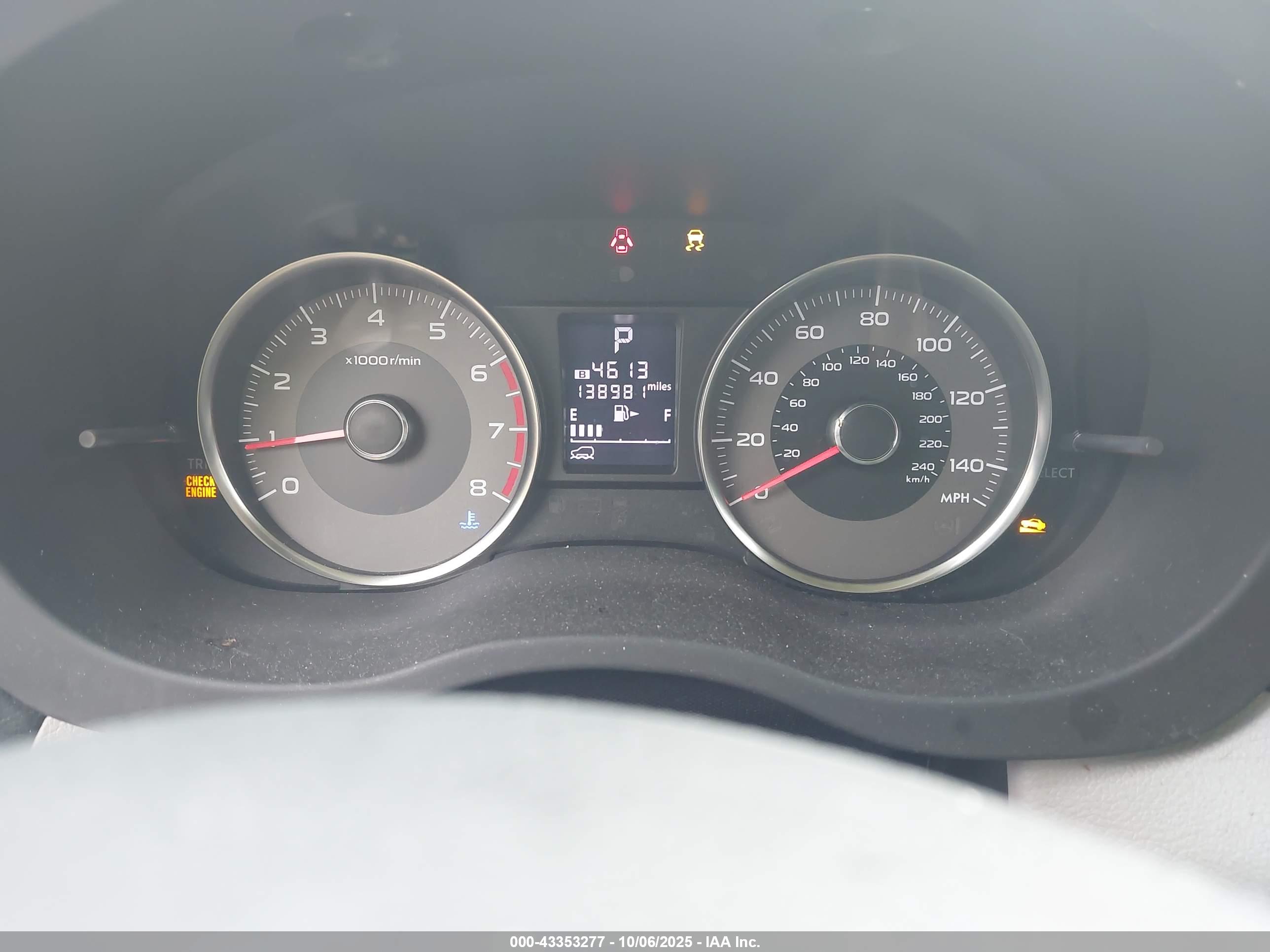 SUBARU FORESTER image 7