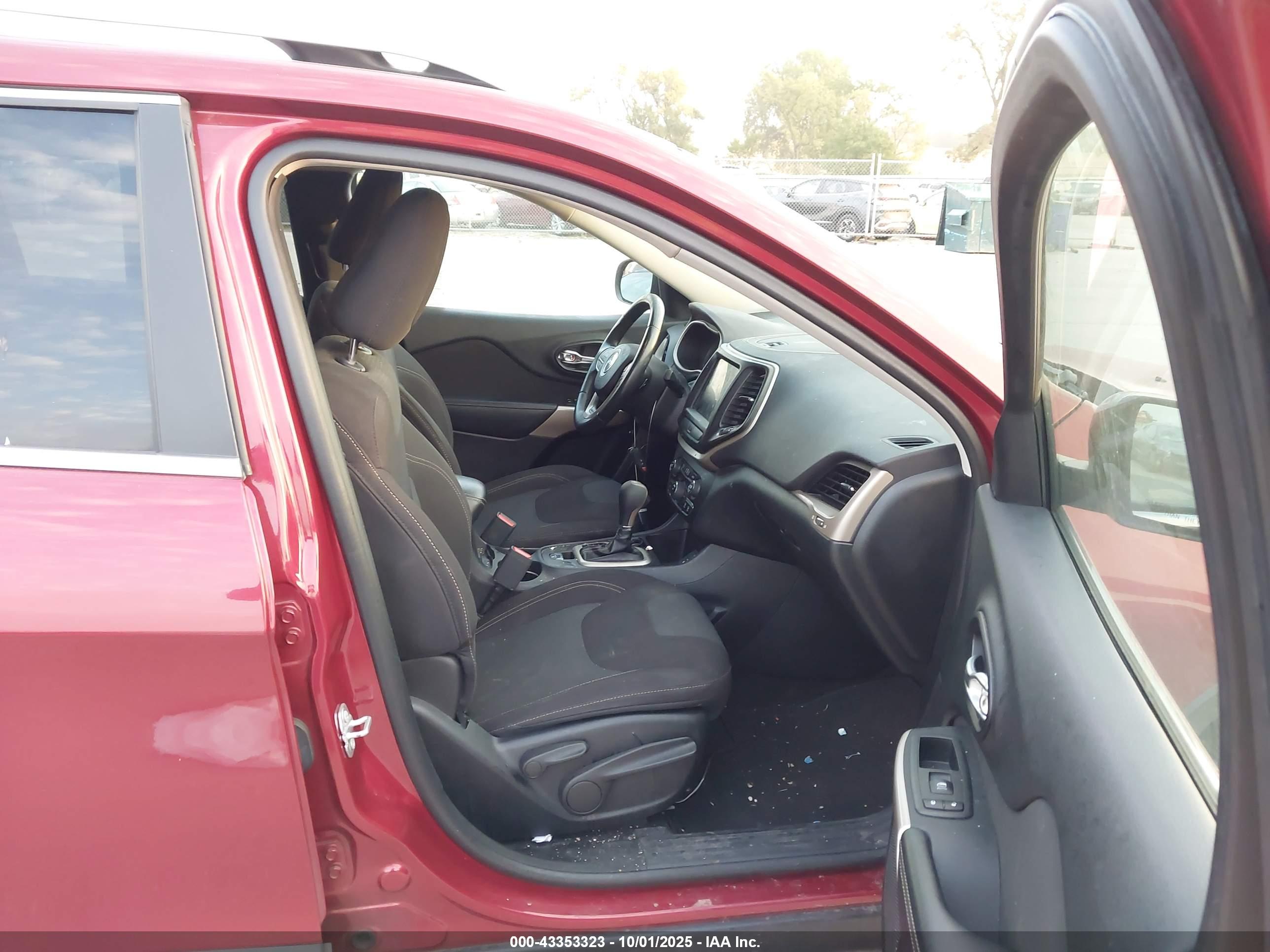 JEEP CHEROKEE image 5