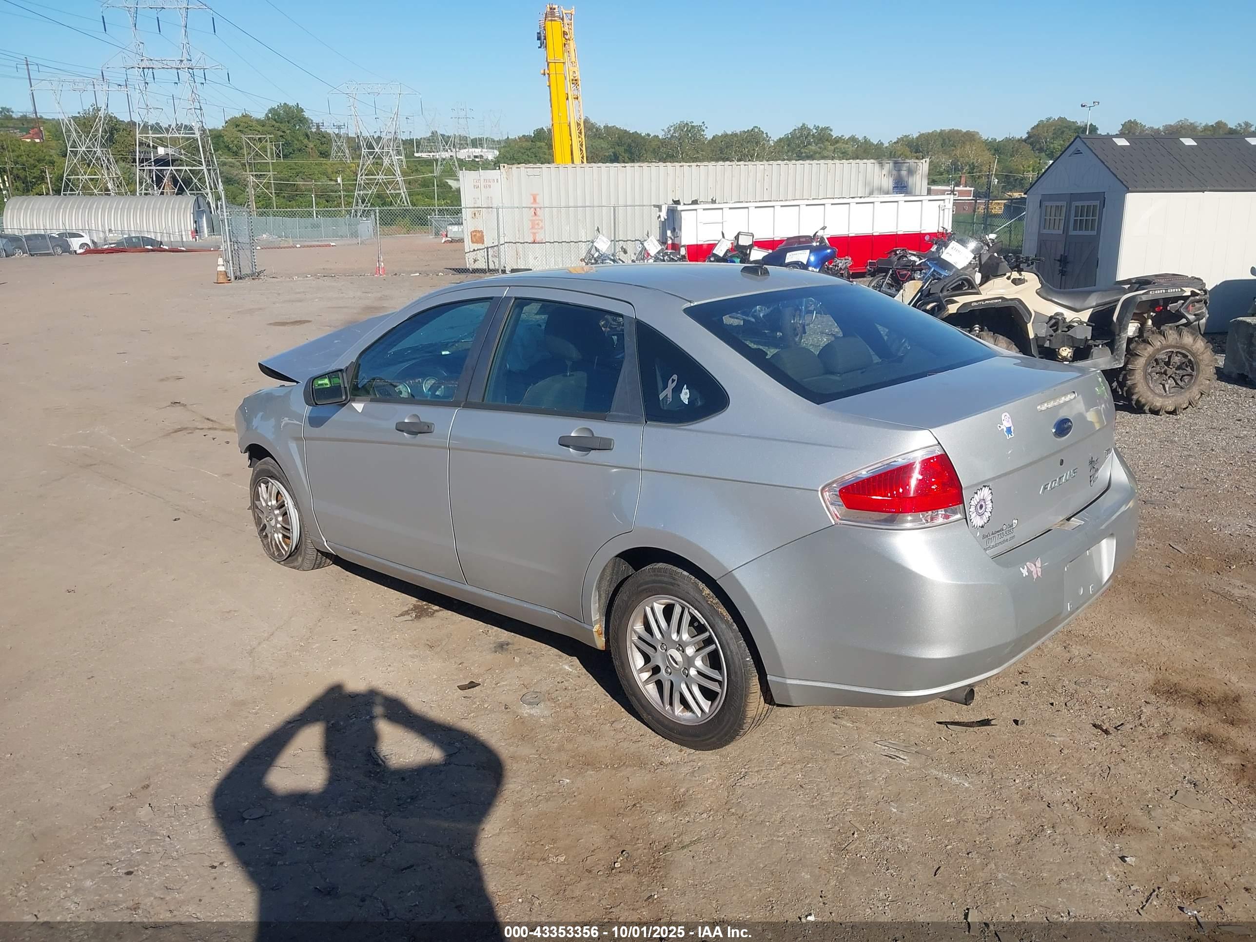 FORD FOCUS image 3