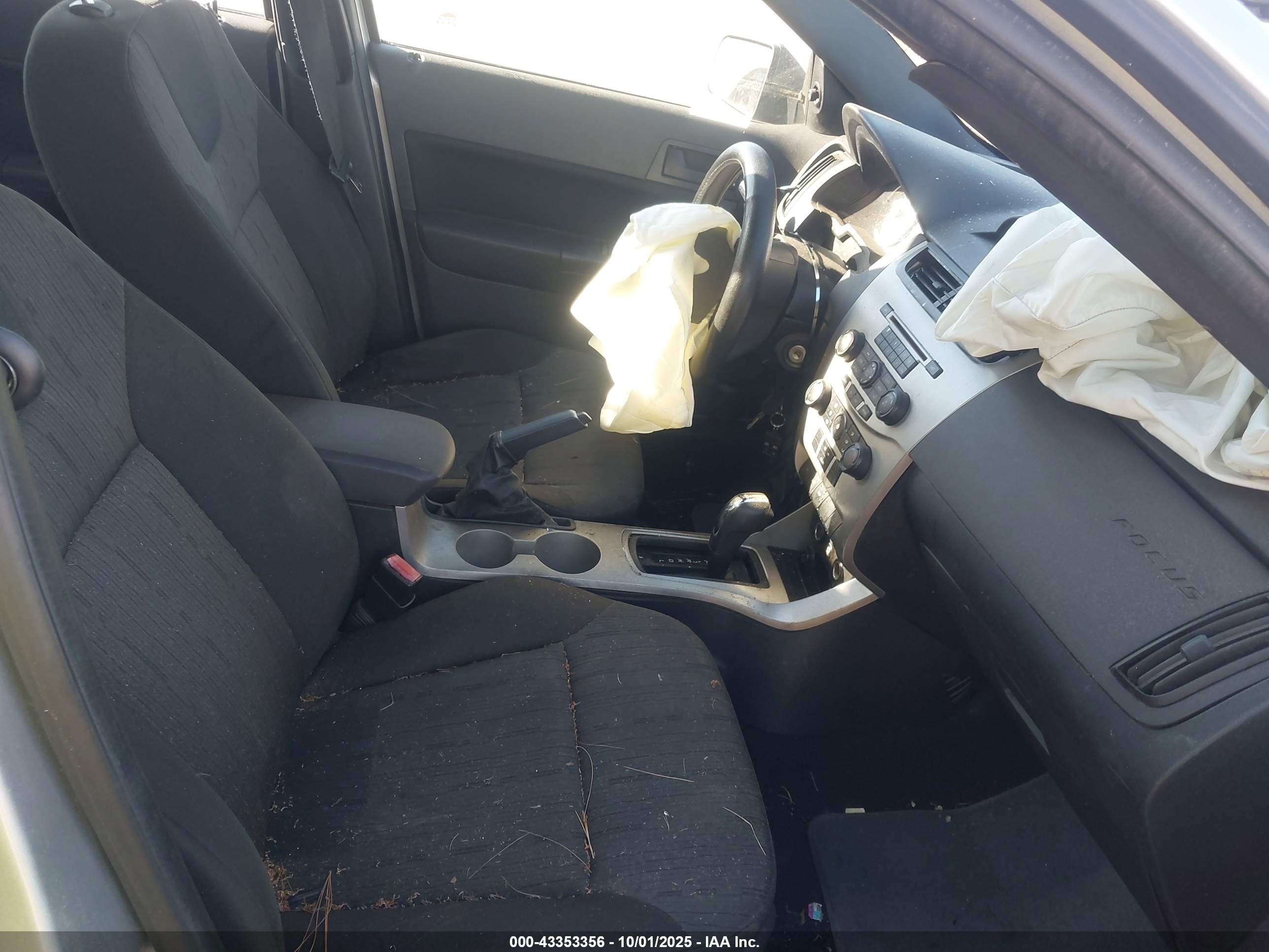FORD FOCUS image 5