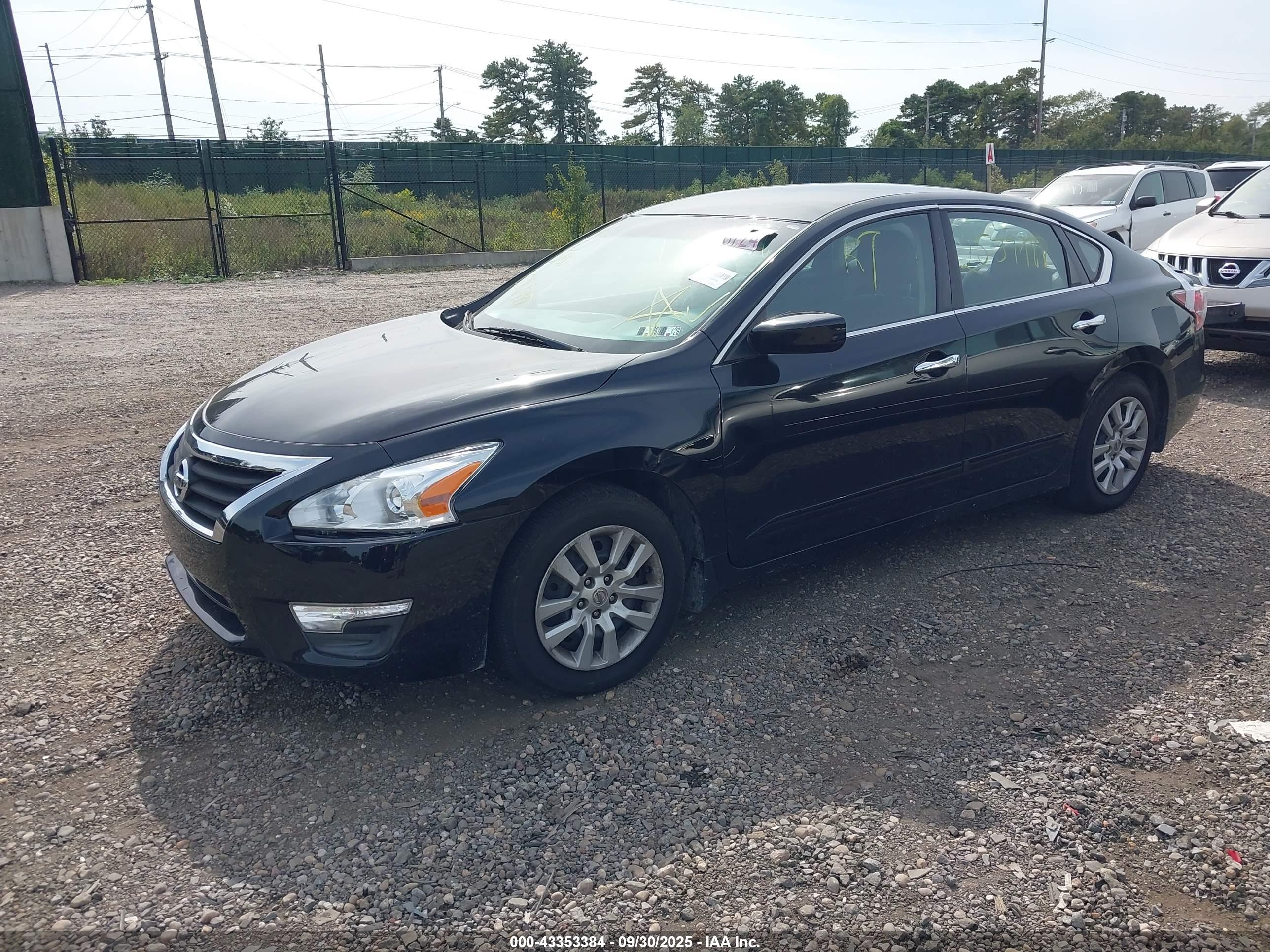 NISSAN ALTIMA image 2
