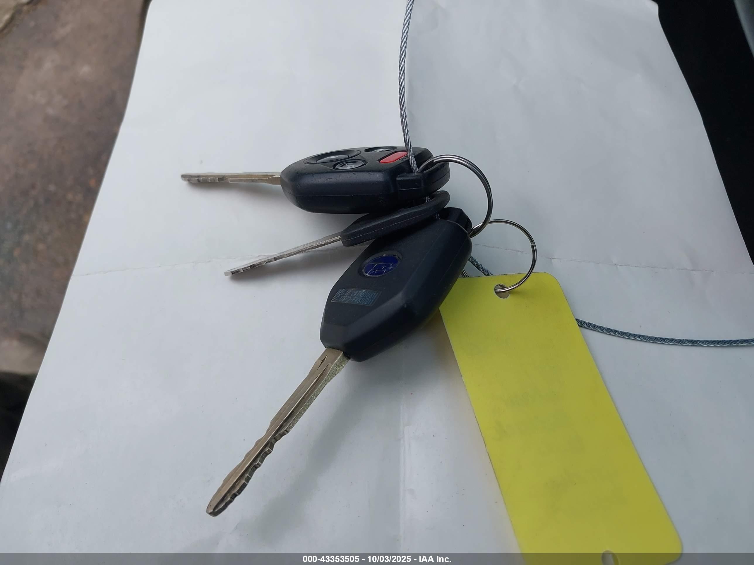 SUBARU OUTBACK image 11