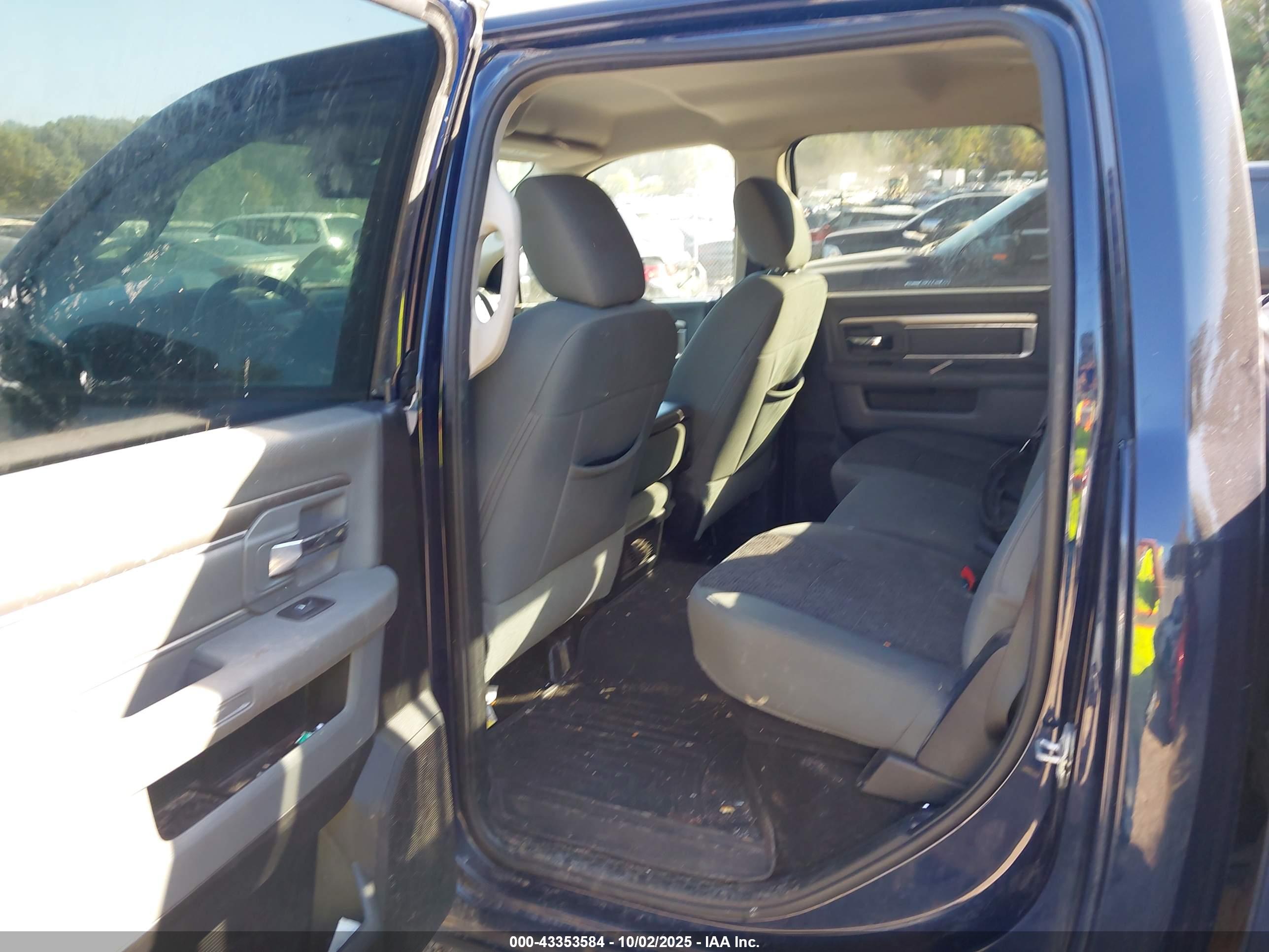 RAM 1500 image 8