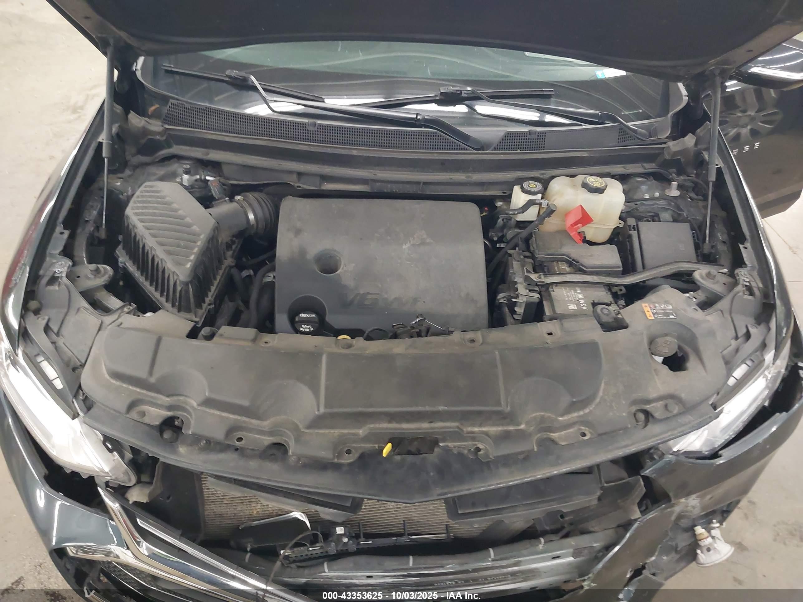 CHEVROLET TRAVERSE image 10