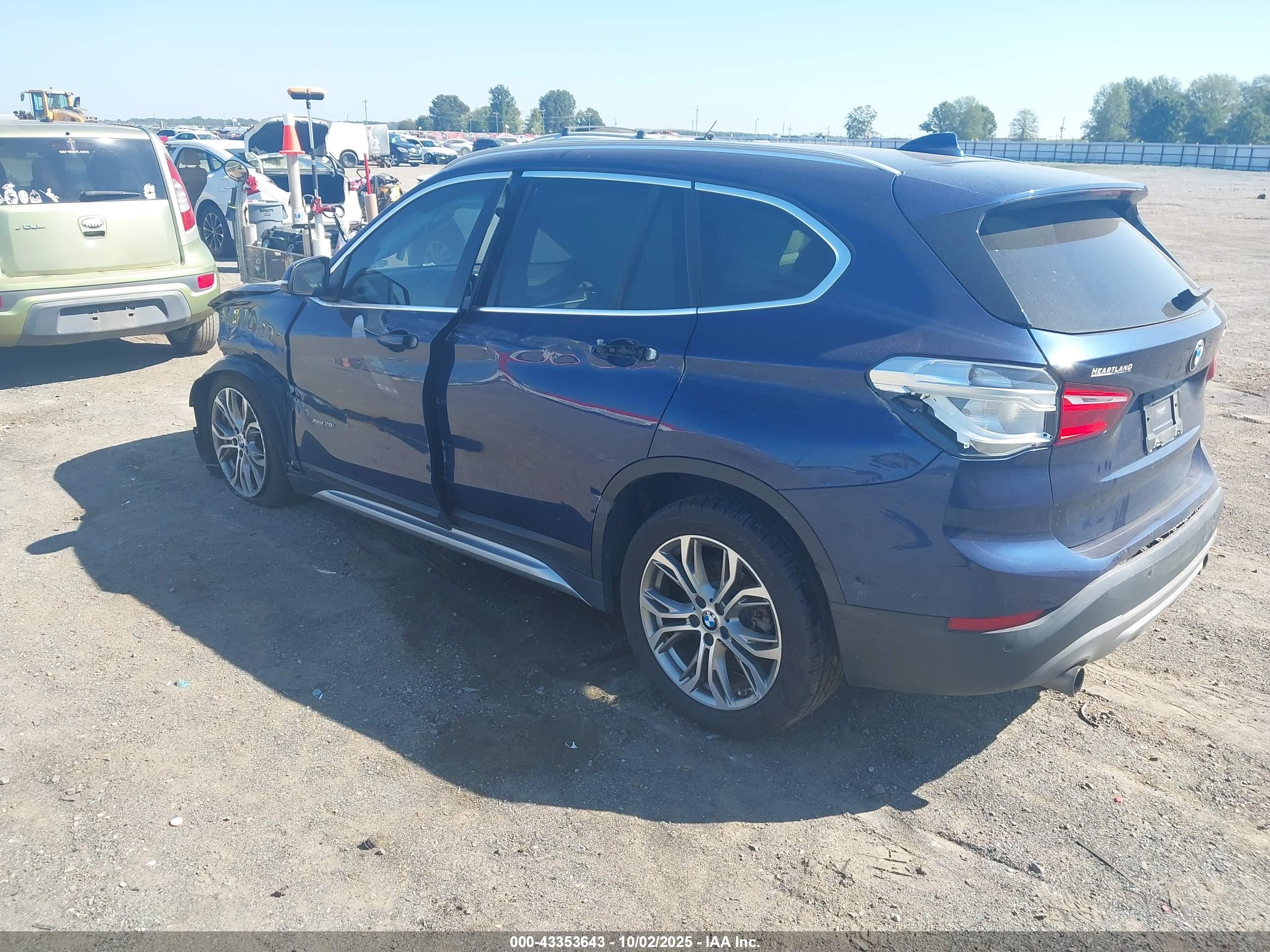 BMW X1 image 3