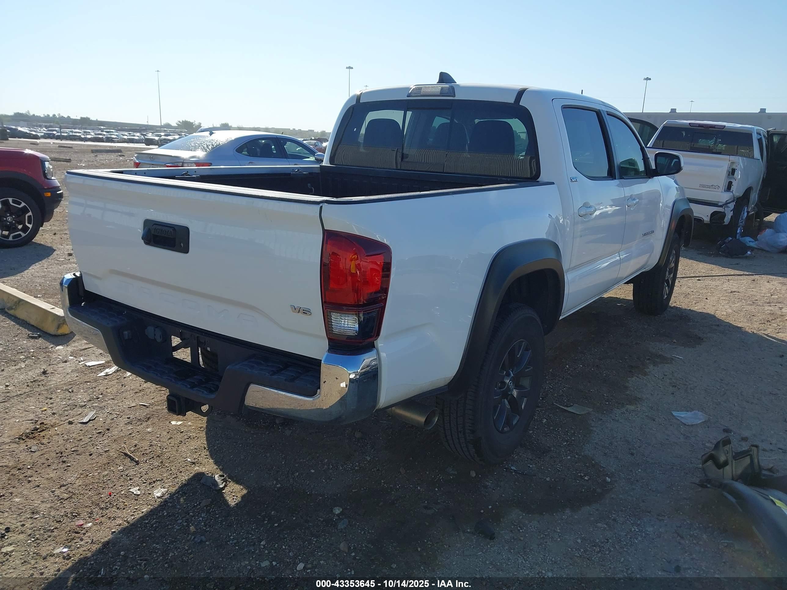 TOYOTA TACOMA image 4