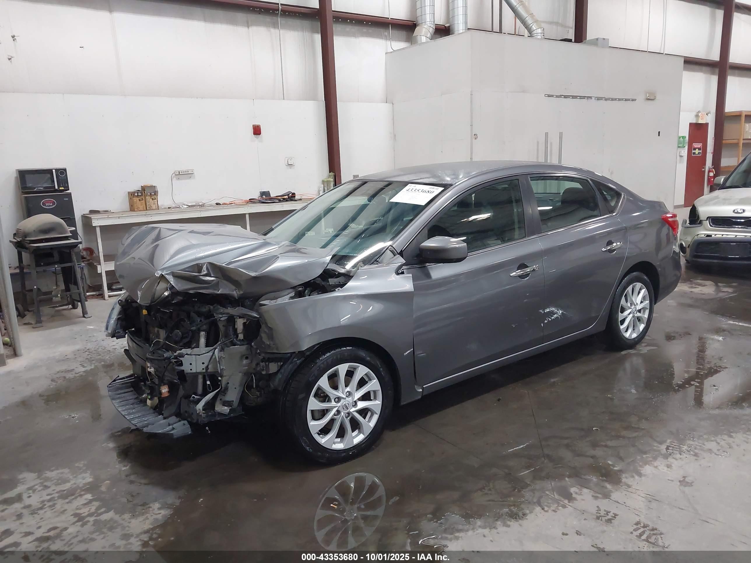 NISSAN SENTRA image 2