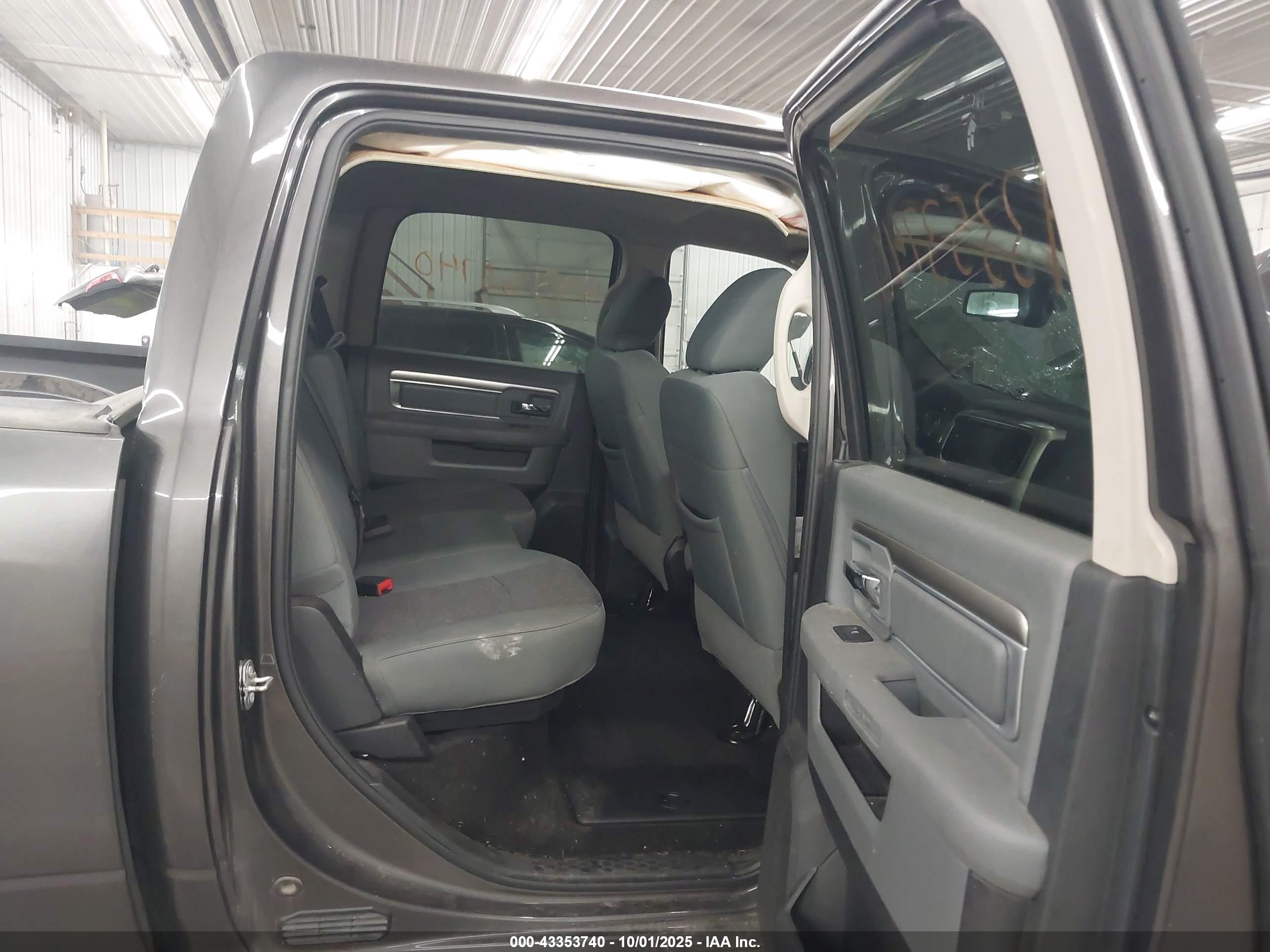 RAM 1500 image 8