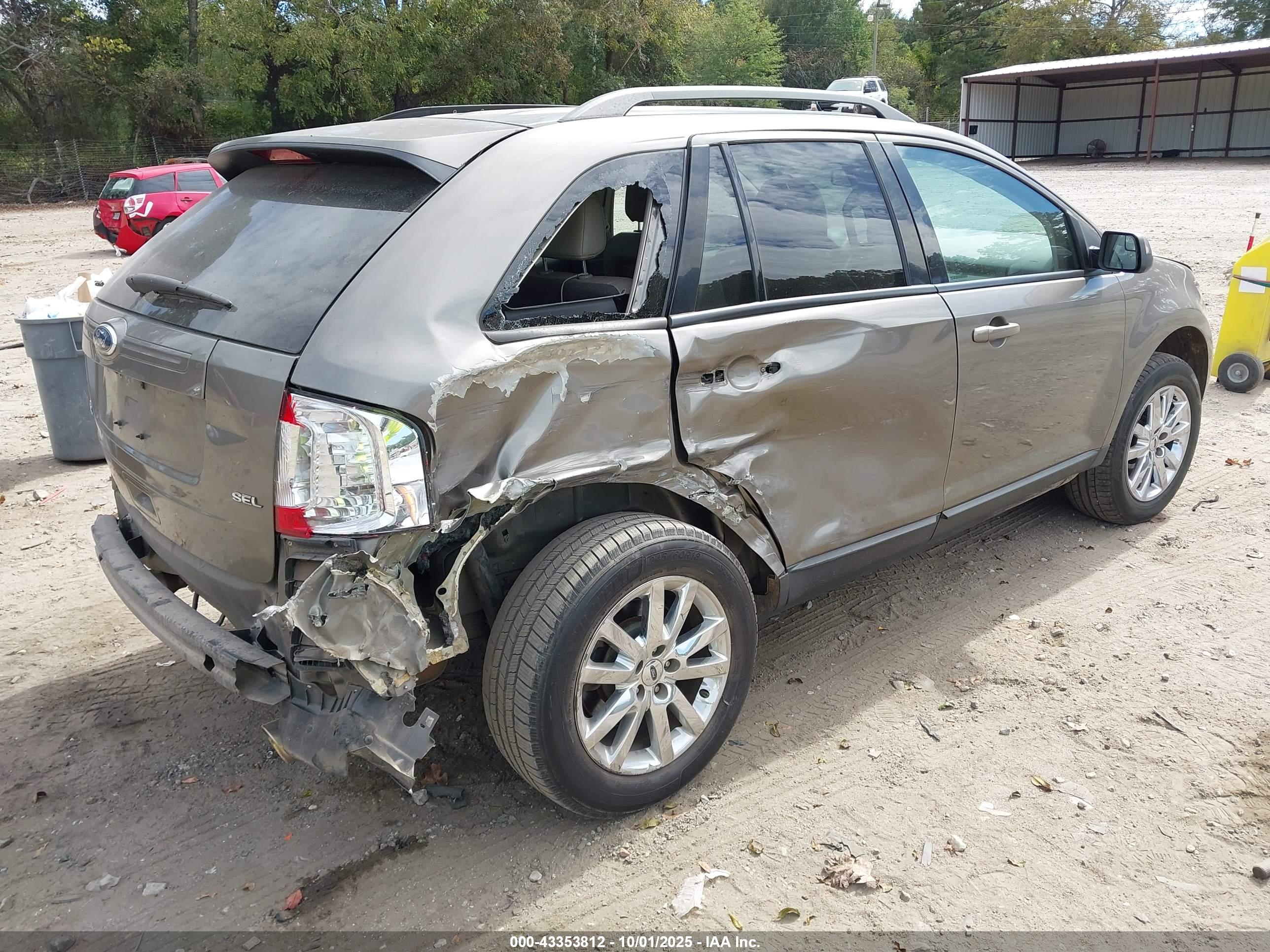 FORD EDGE image 4