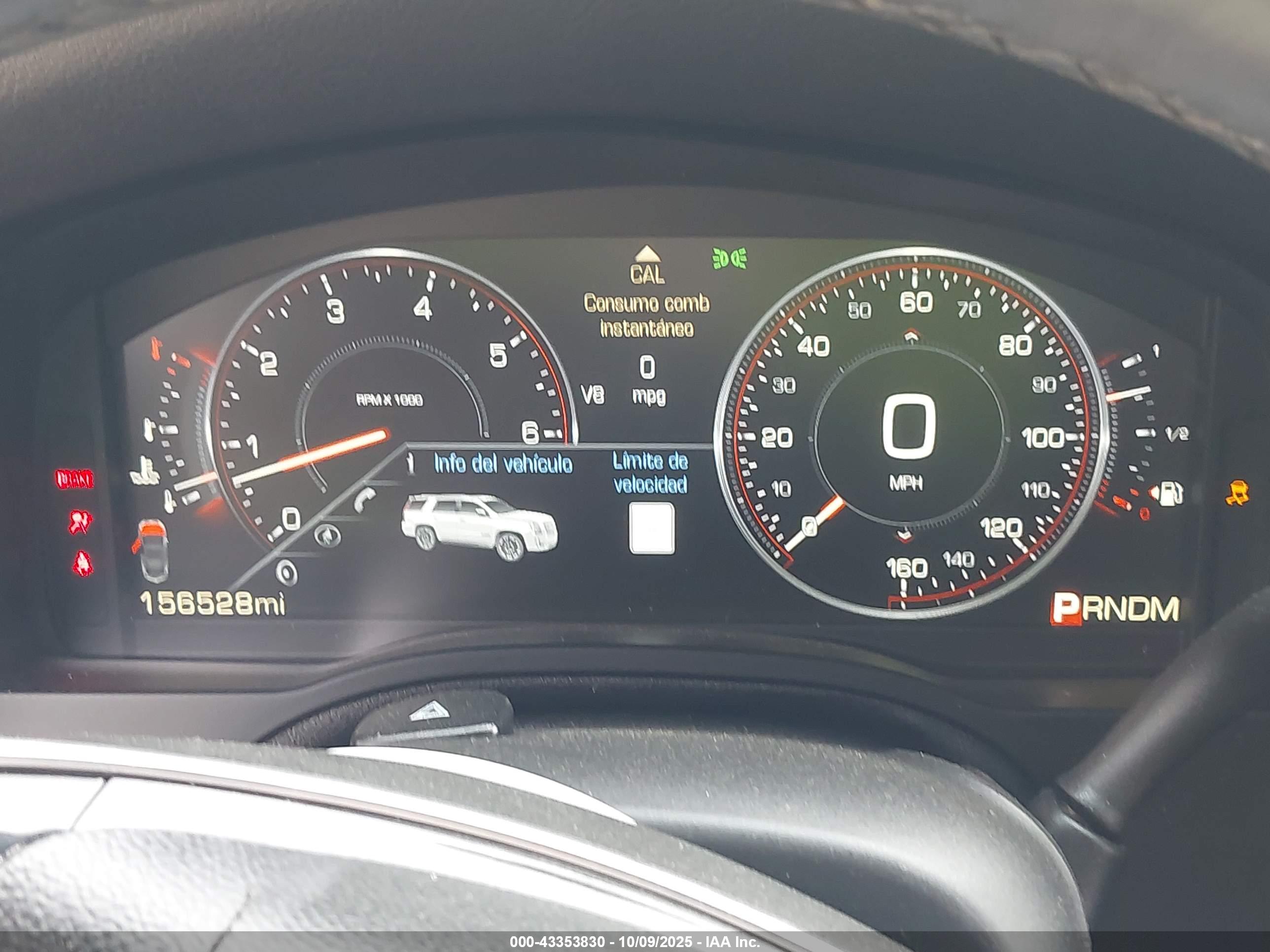 CADILLAC ESCALADE image 7