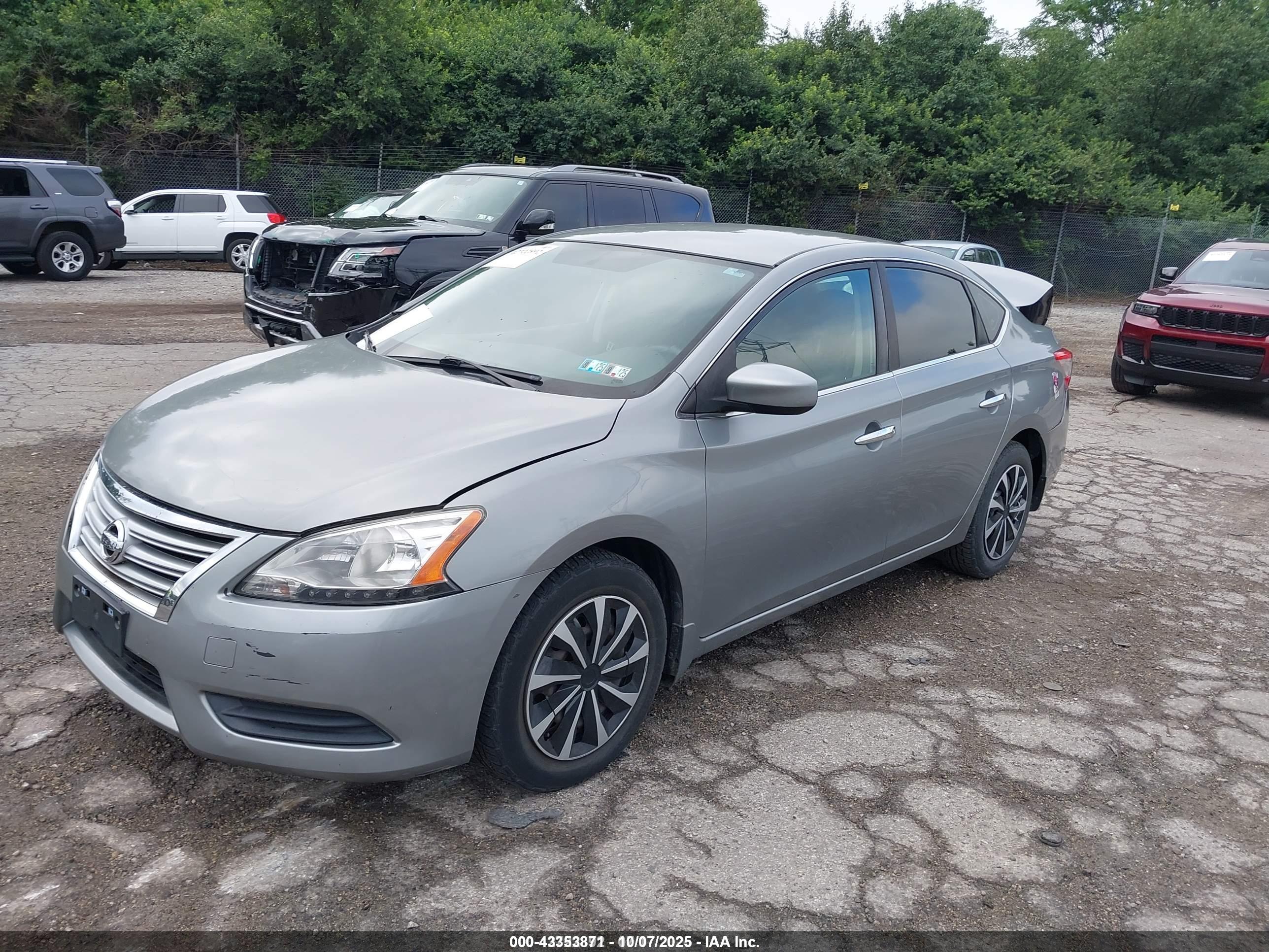 NISSAN SENTRA image 2