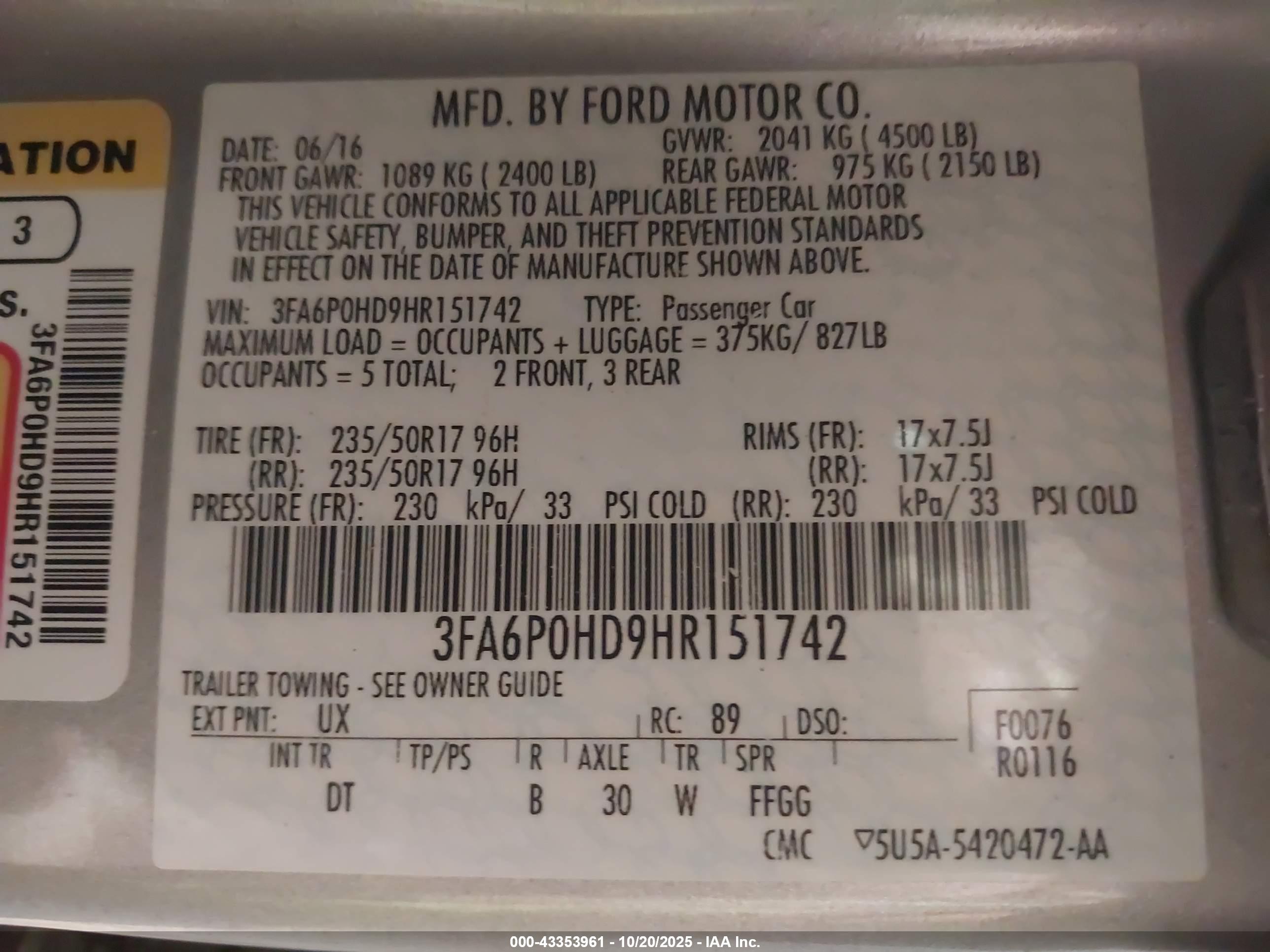 FORD FUSION image 9