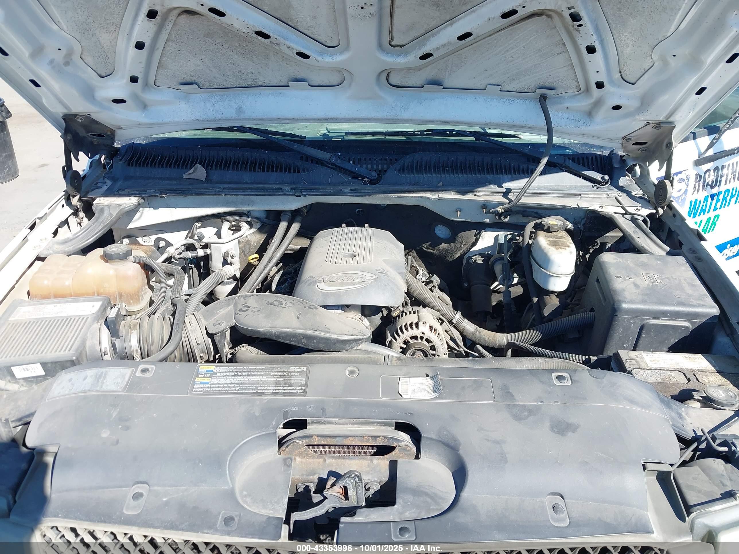 CHEVROLET SILVERADO image 10