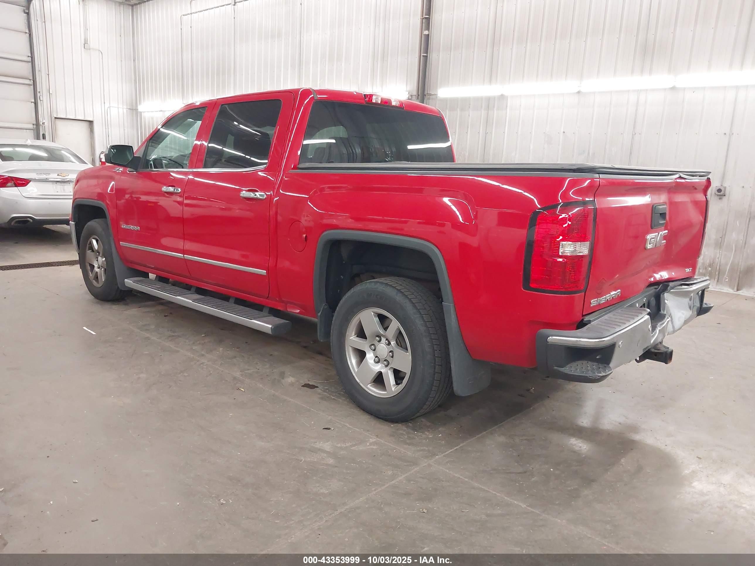 GMC SIERRA image 3