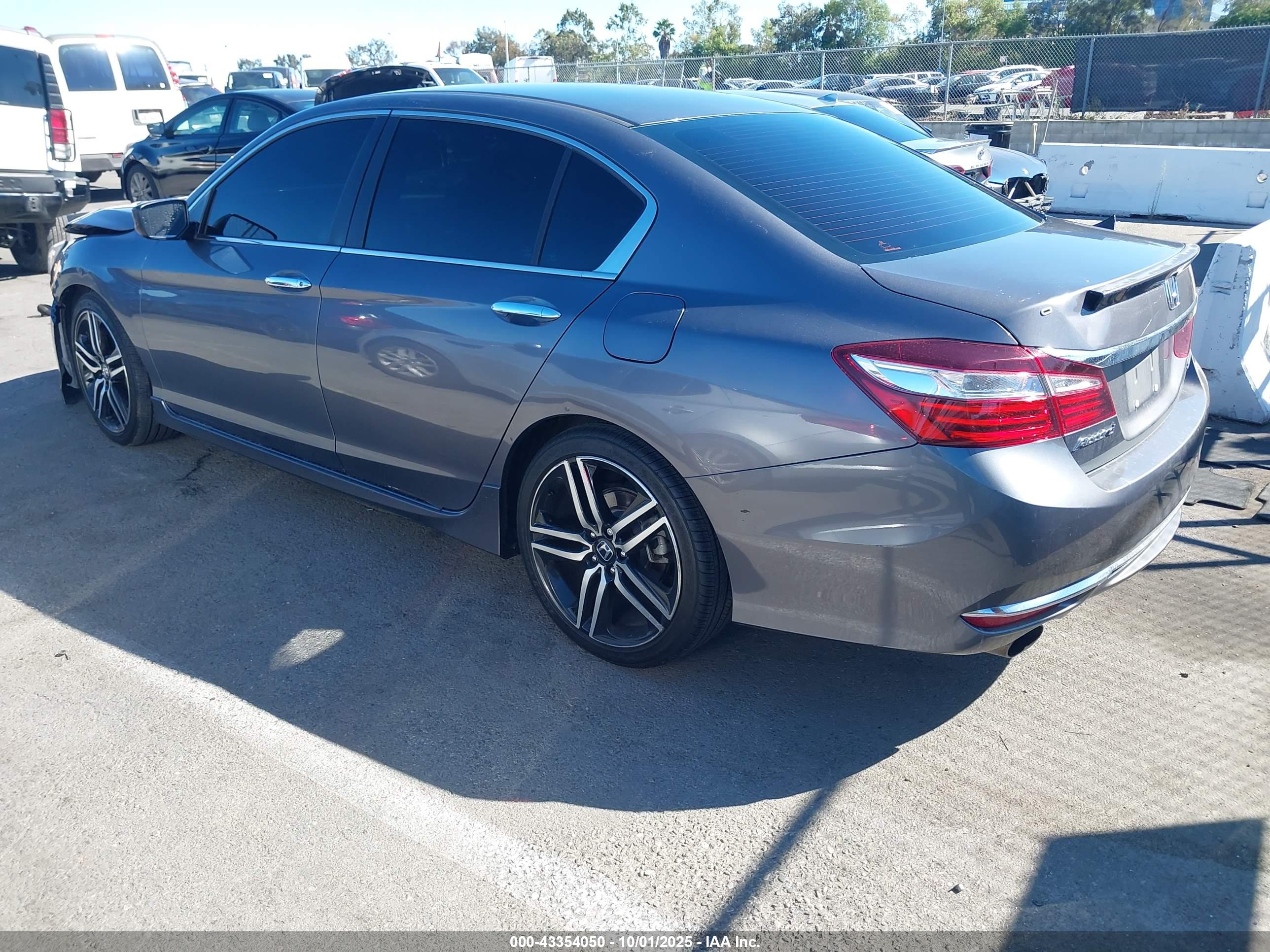HONDA ACCORD image 3