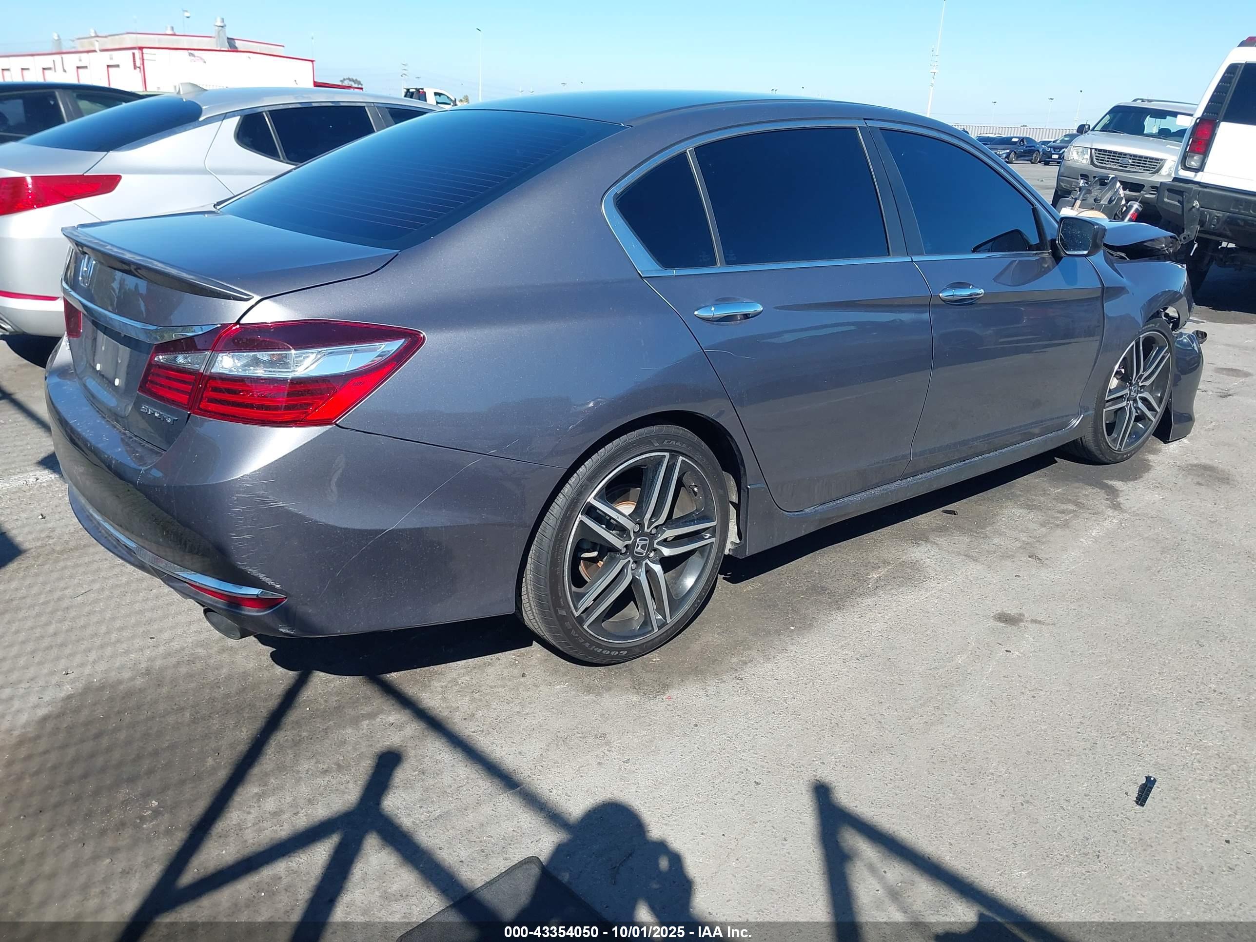 HONDA ACCORD image 4