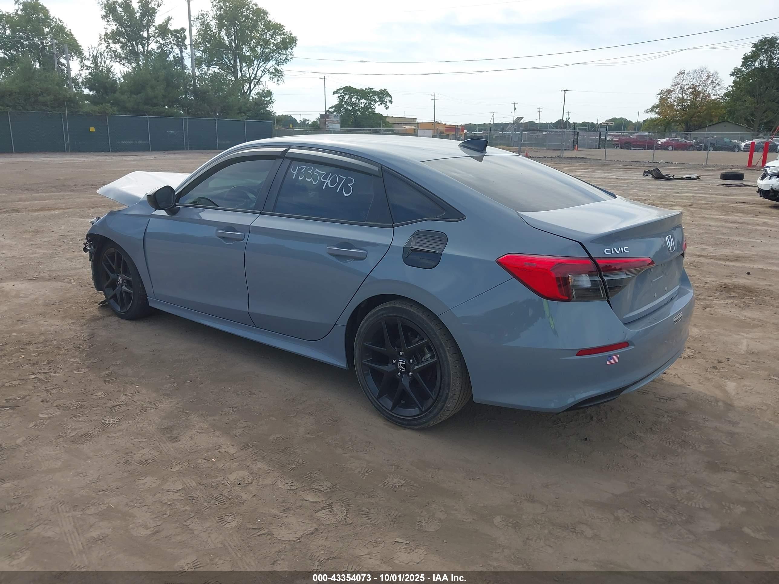 HONDA CIVIC image 3