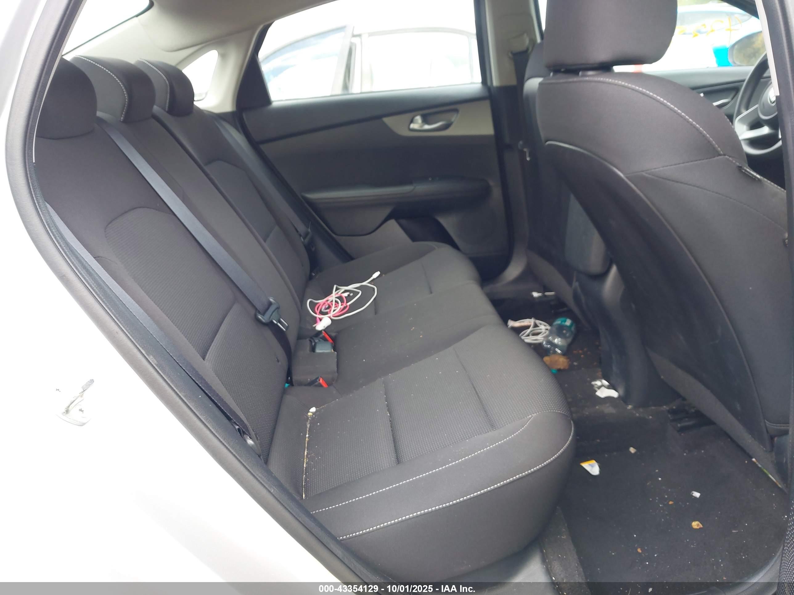 KIA FORTE image 8