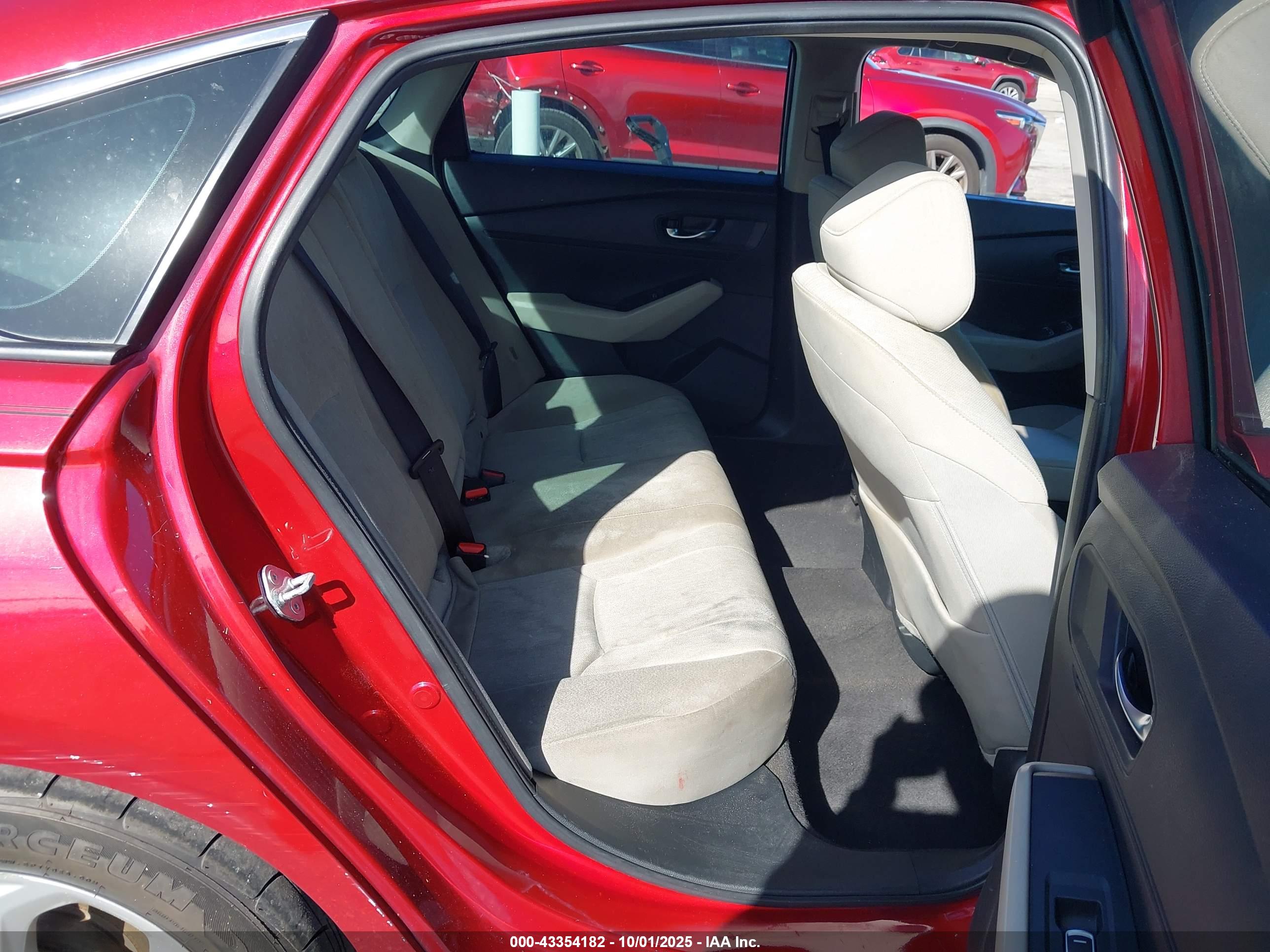 HONDA ACCORD image 8