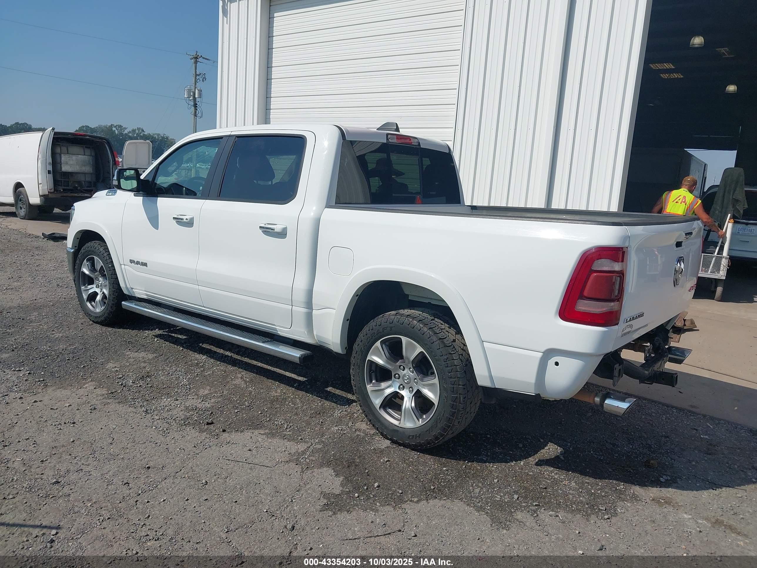 RAM 1500 image 3