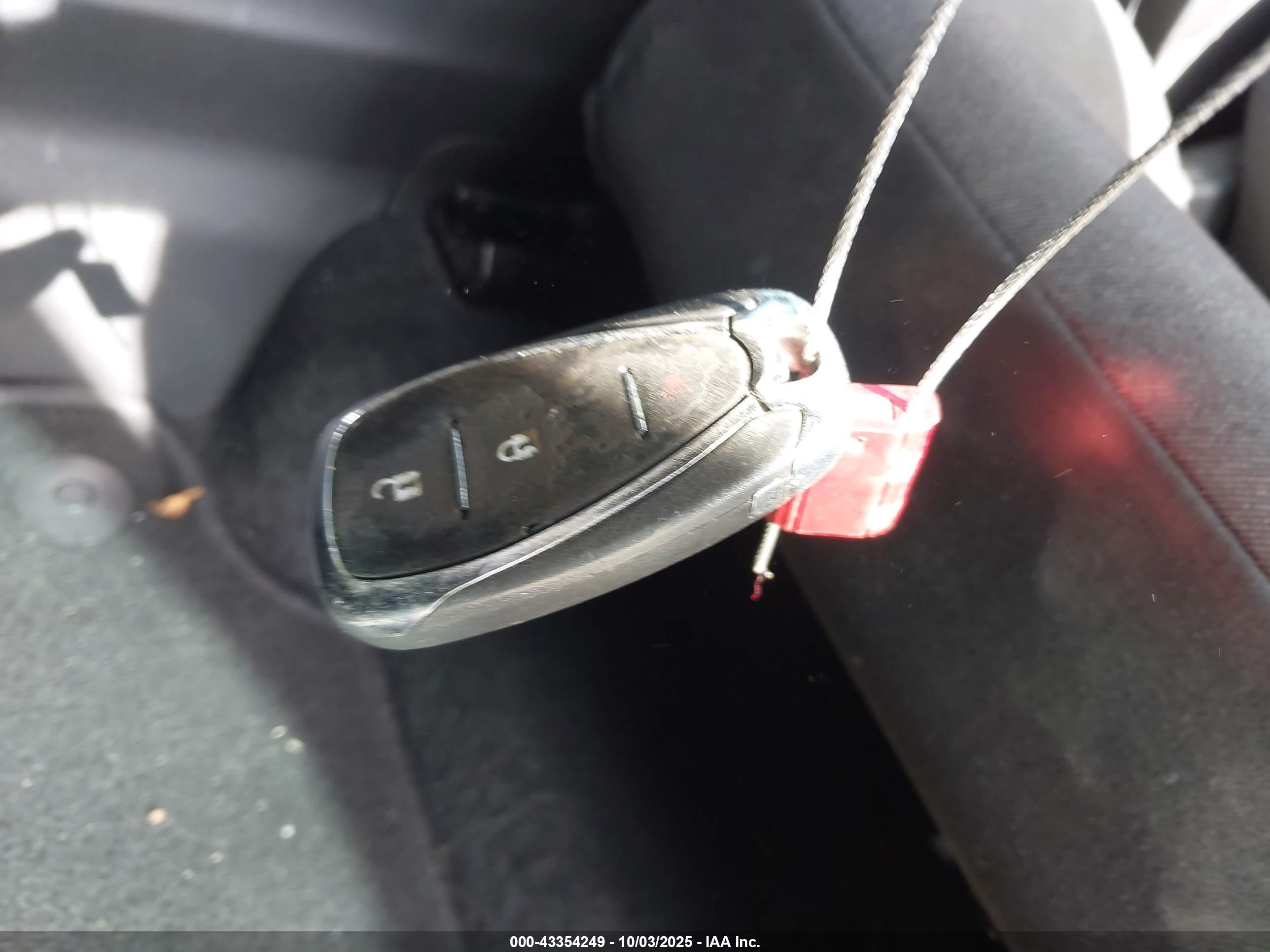 CHEVROLET EQUINOX image 11
