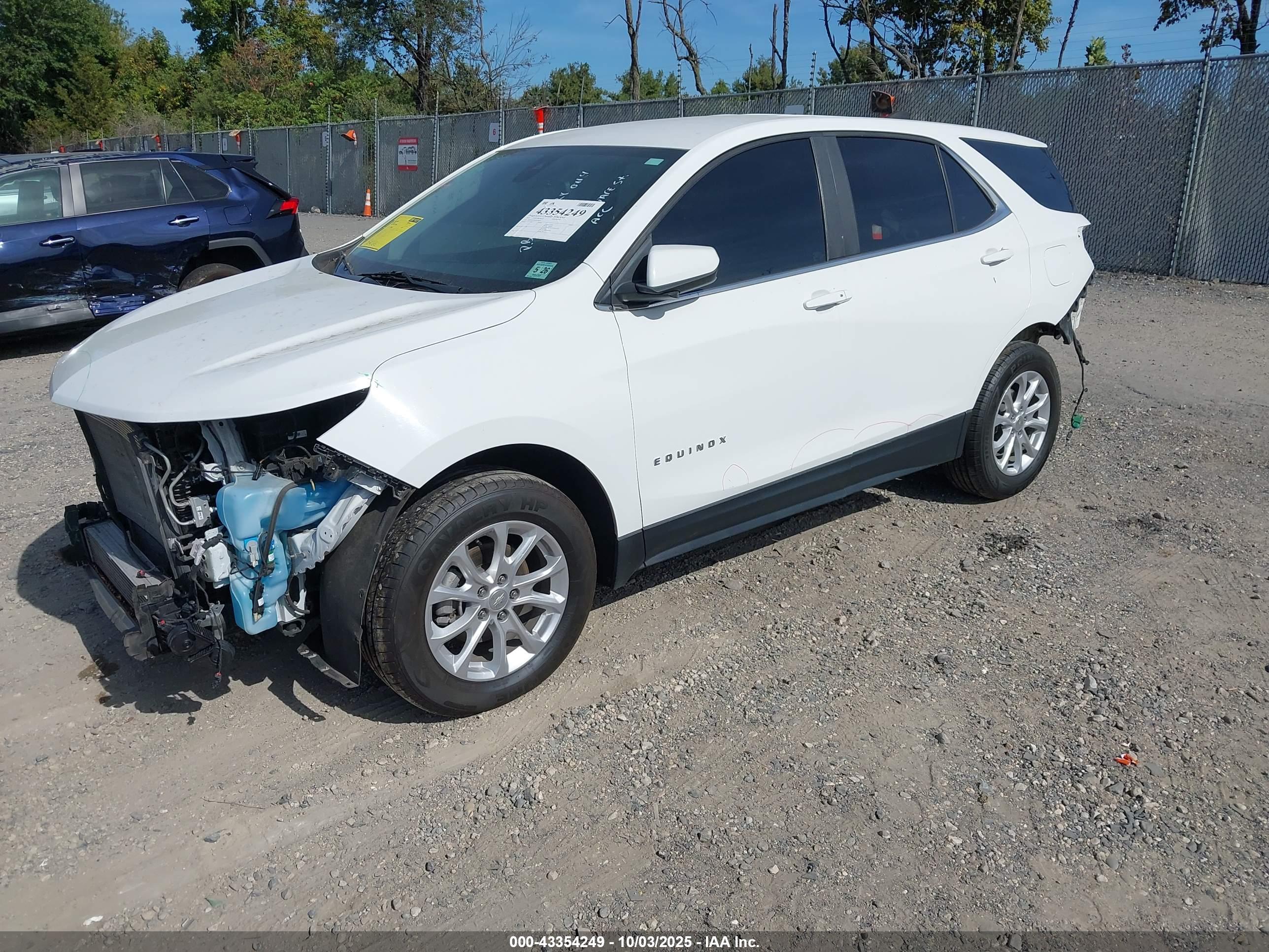 CHEVROLET EQUINOX image 2