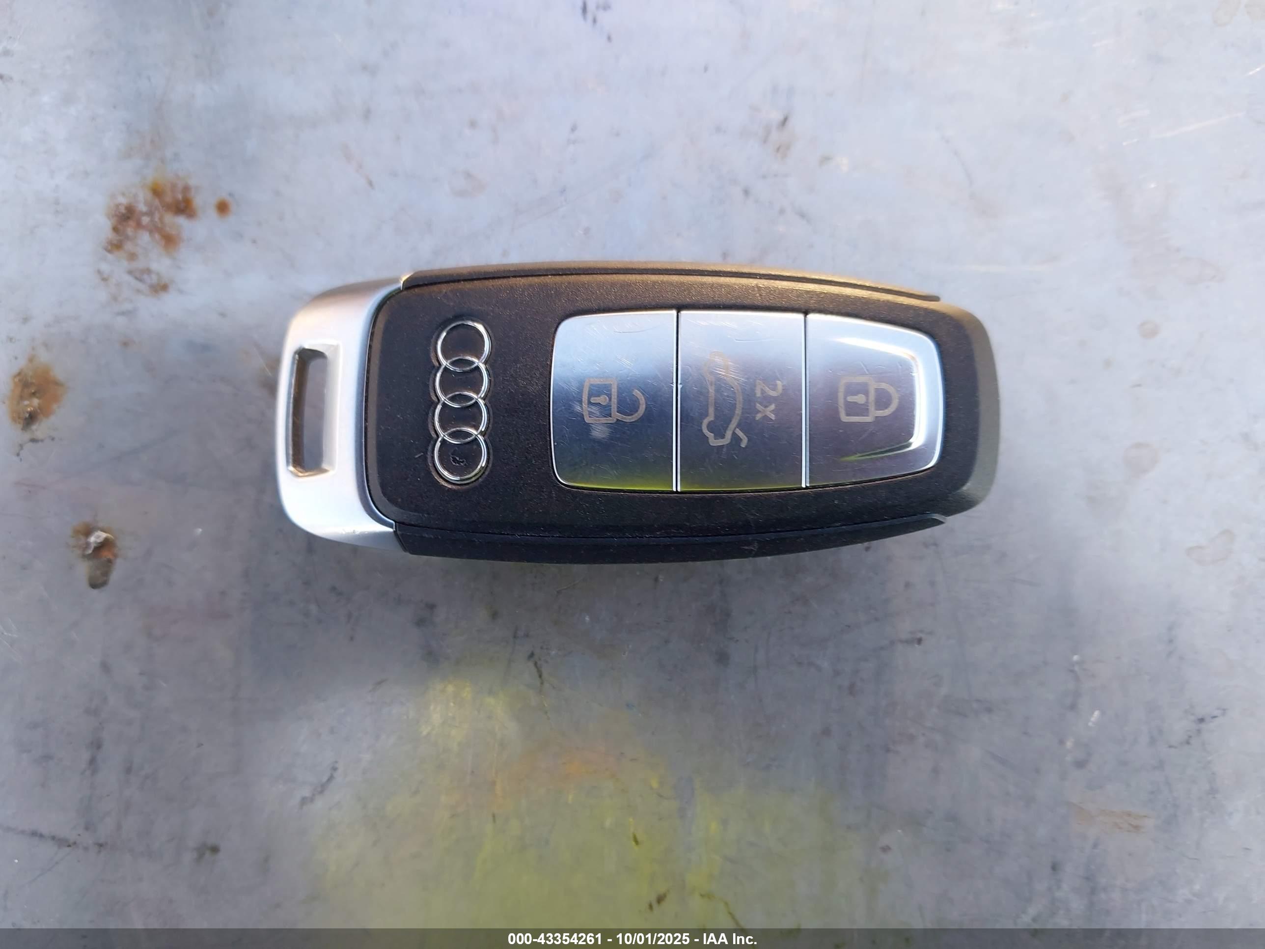 AUDI S3 image 11