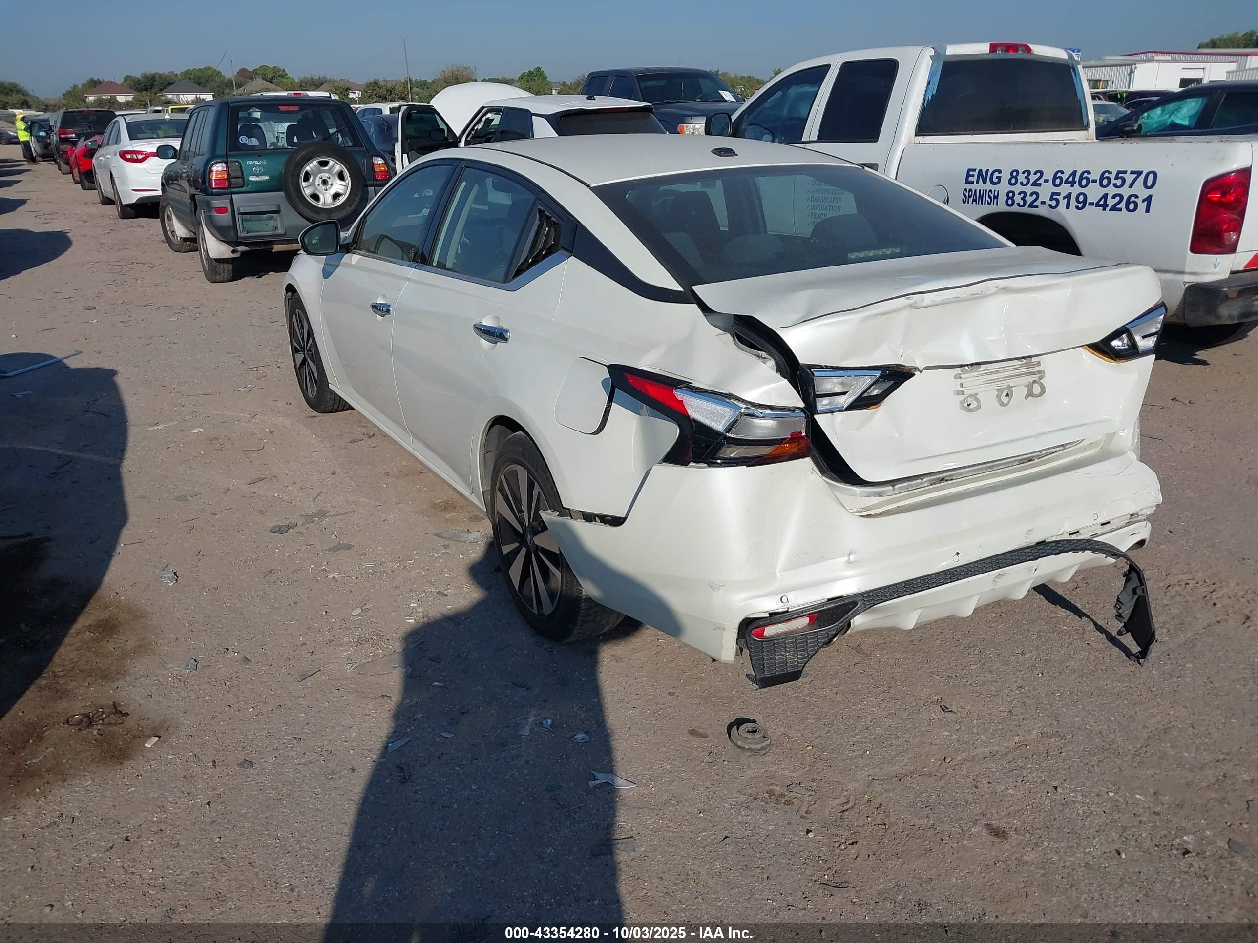 NISSAN ALTIMA image 3