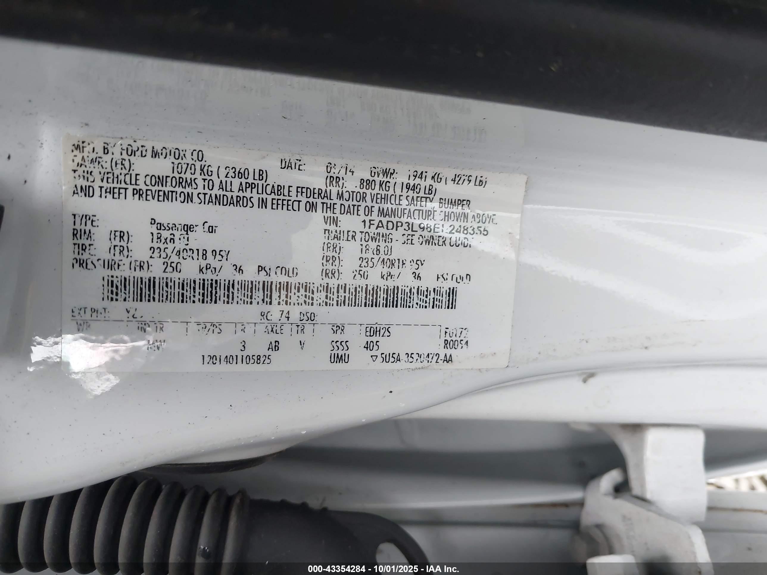 FORD FOCUS image 9