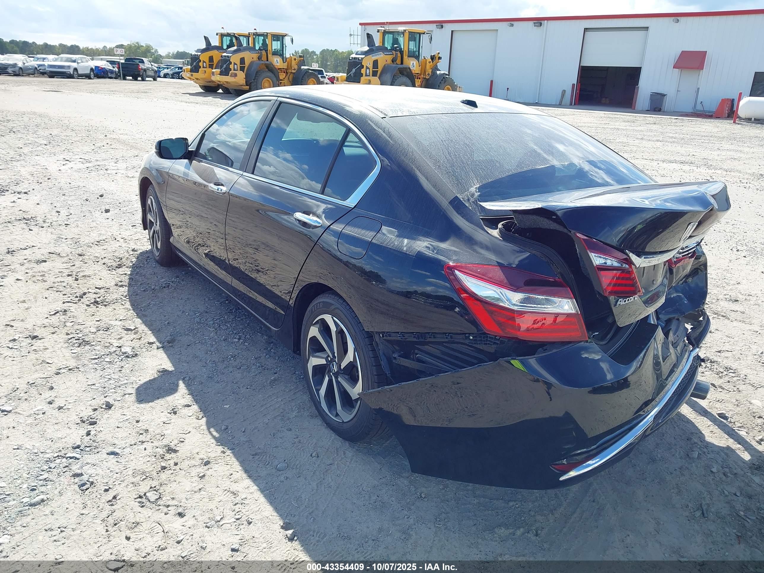 HONDA ACCORD image 3