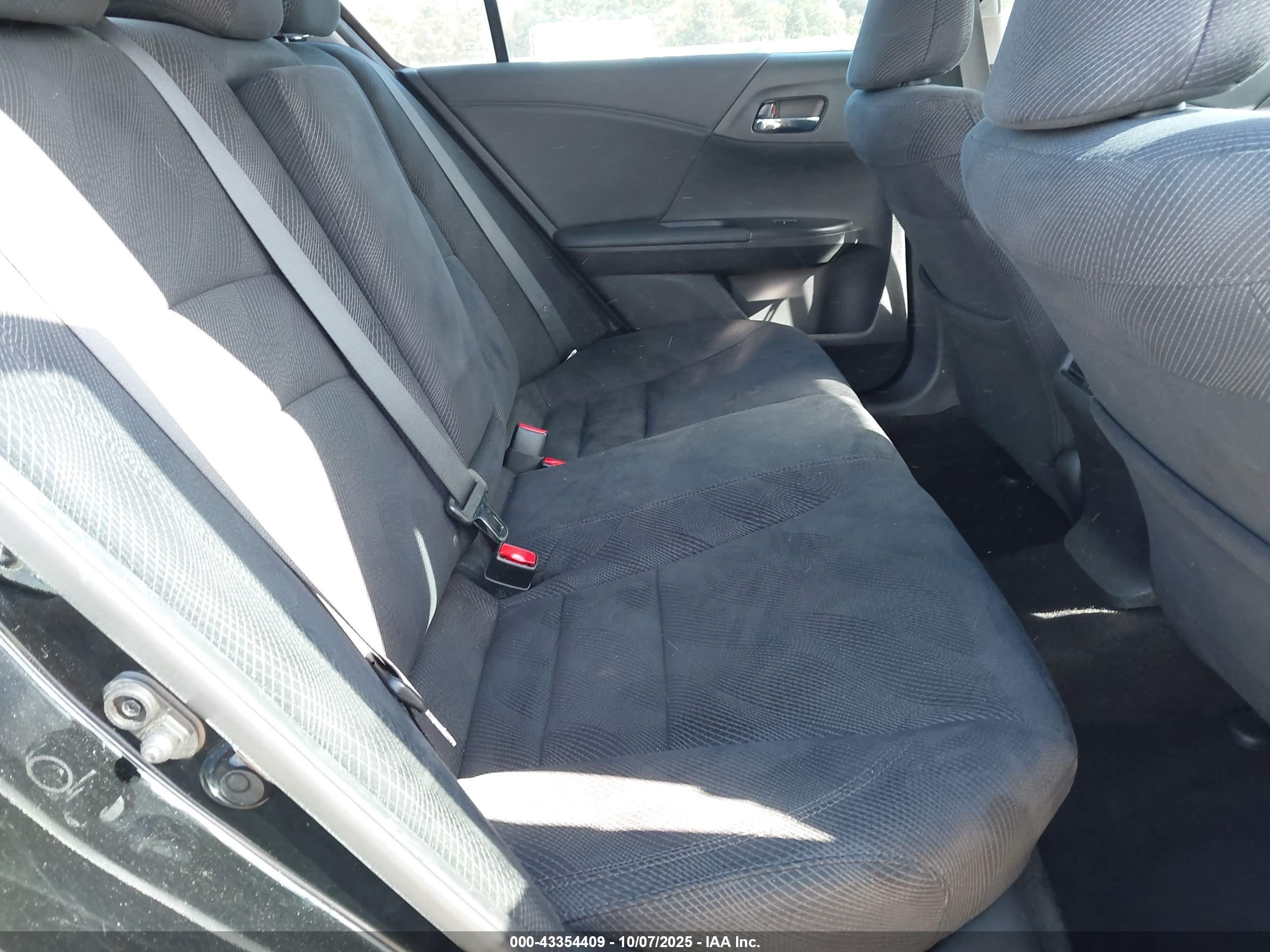 HONDA ACCORD image 8