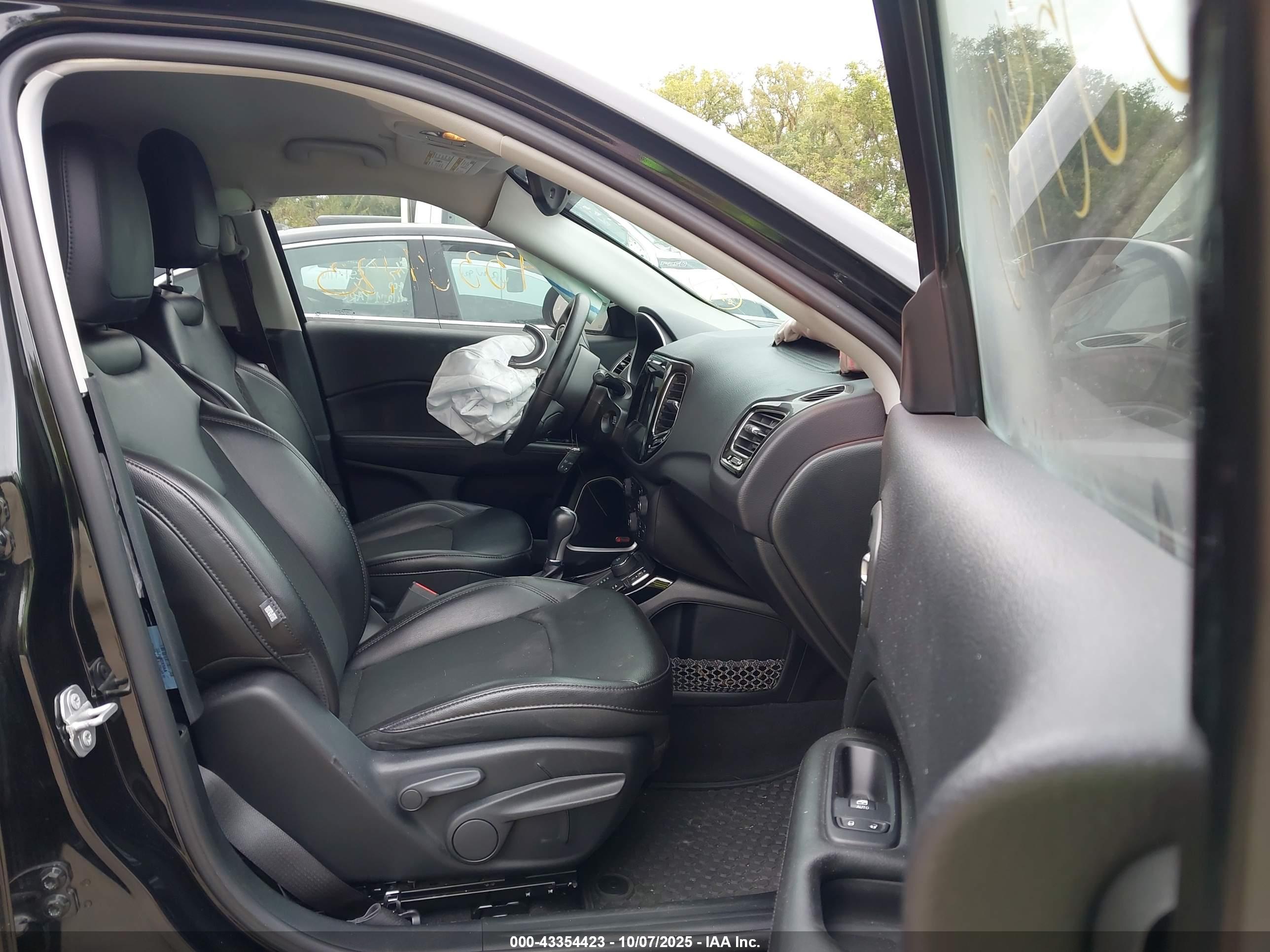 JEEP COMPASS image 5