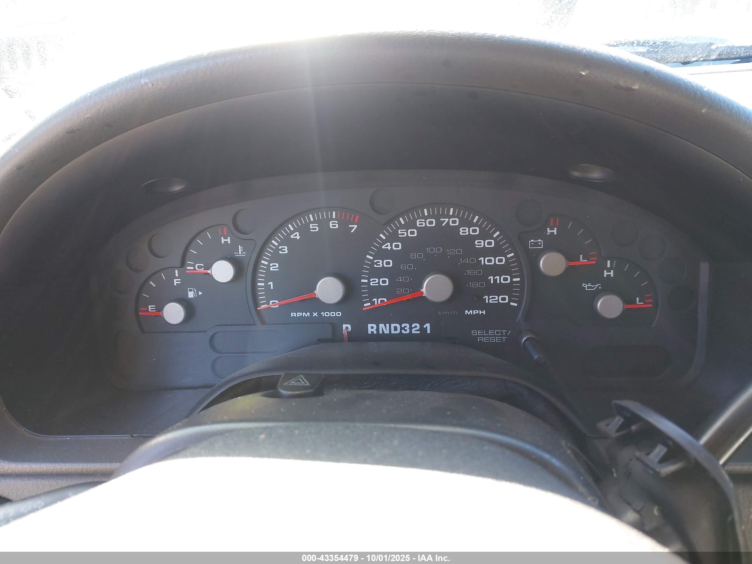 FORD EXPLORER image 7