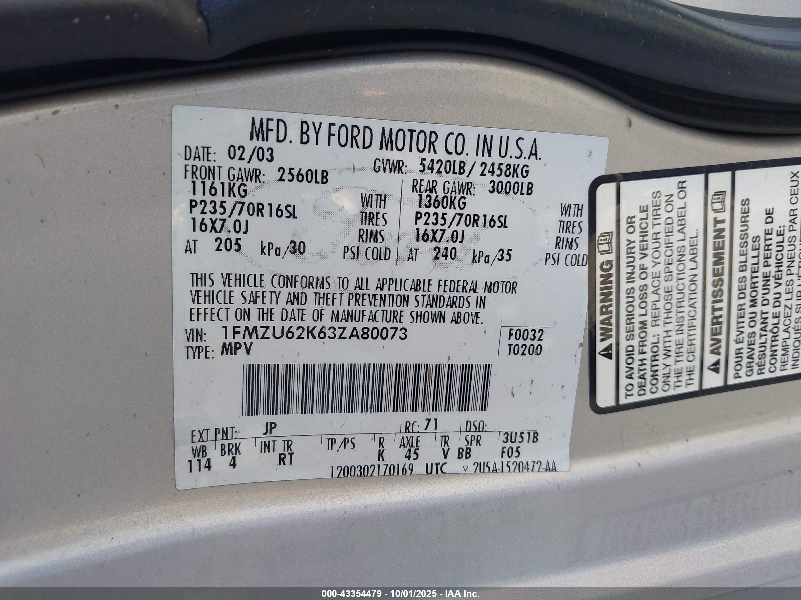 FORD EXPLORER image 9
