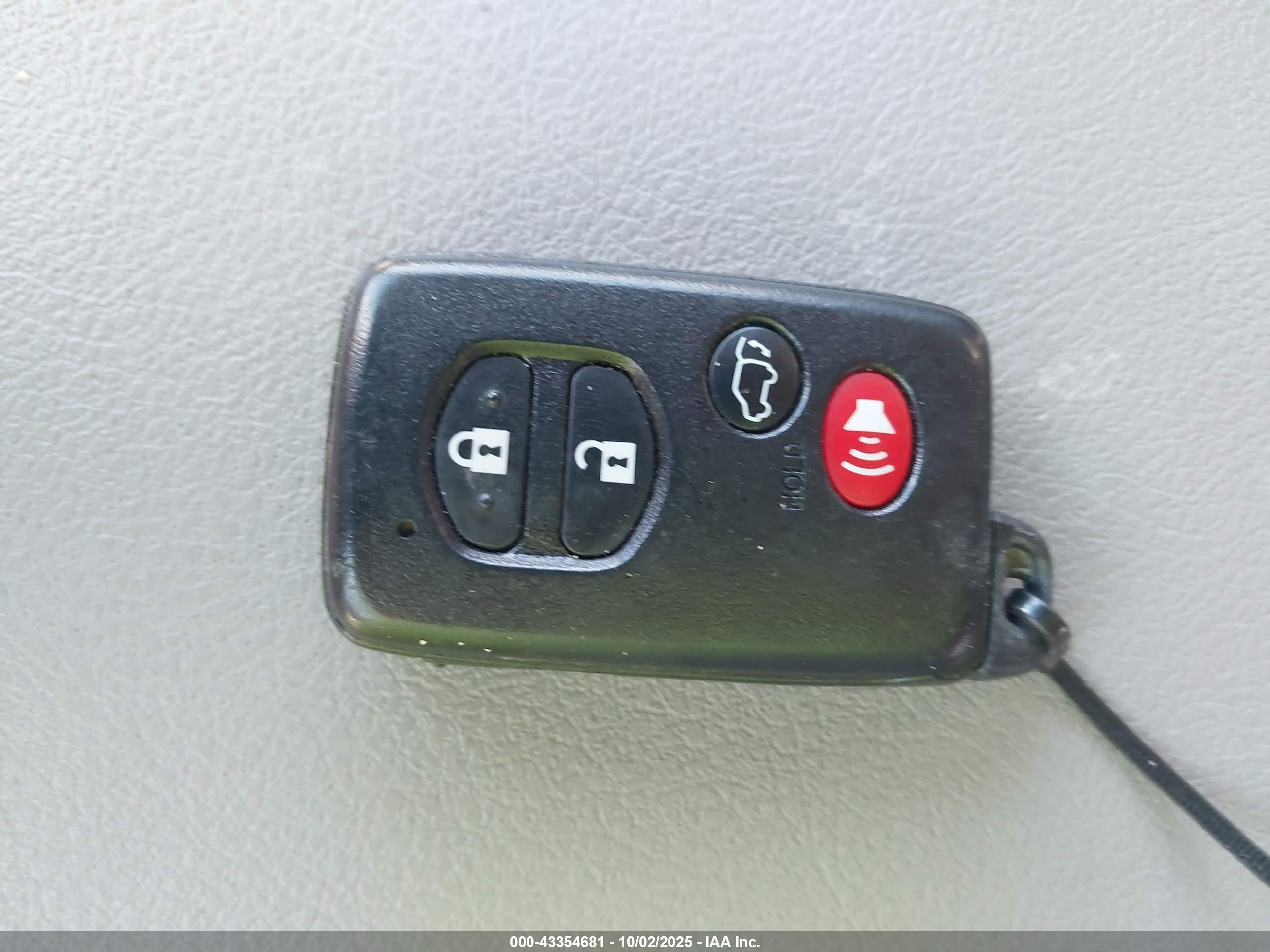 TOYOTA HIGHLANDER image 11