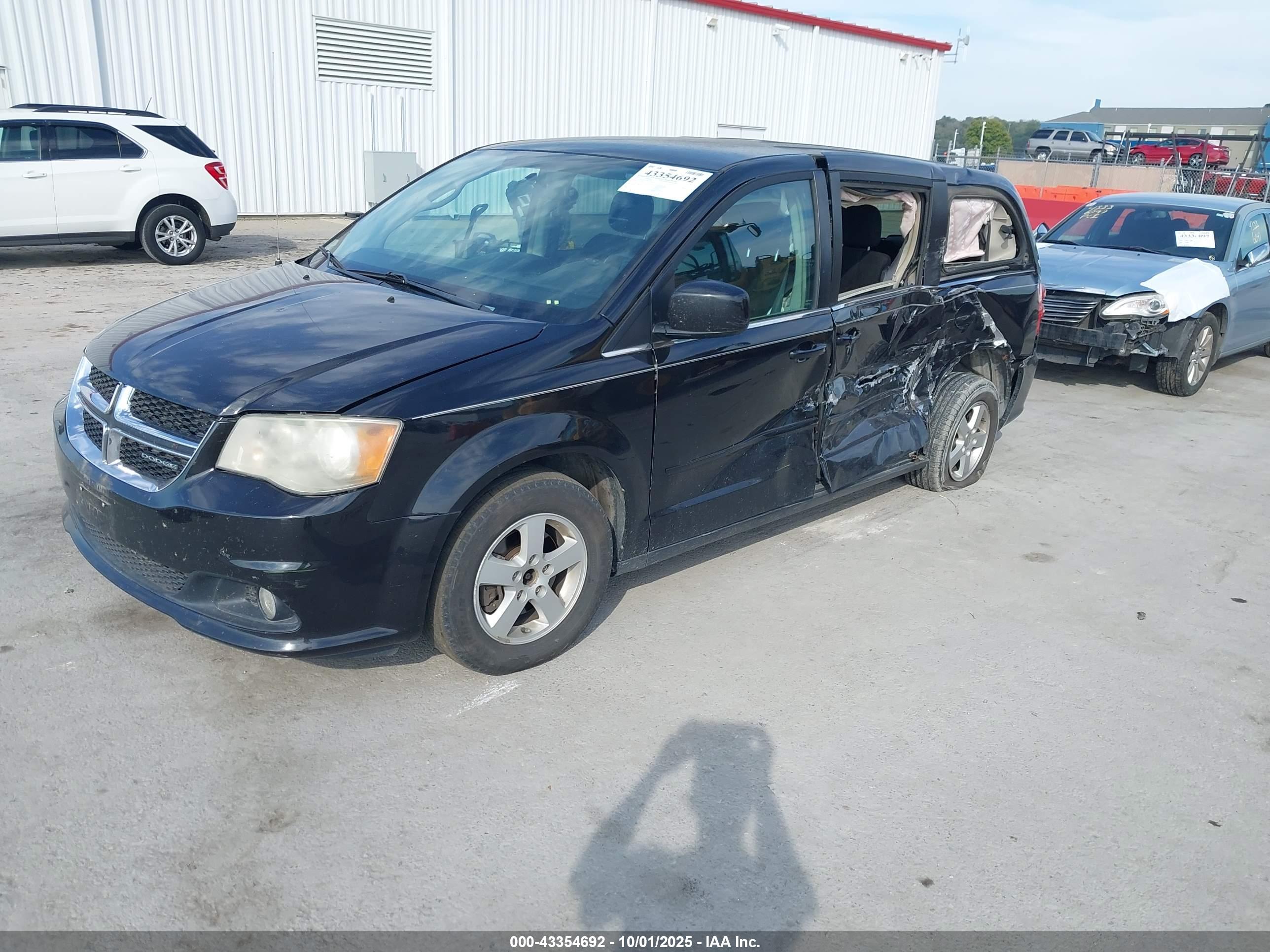 DODGE GRAND image 2