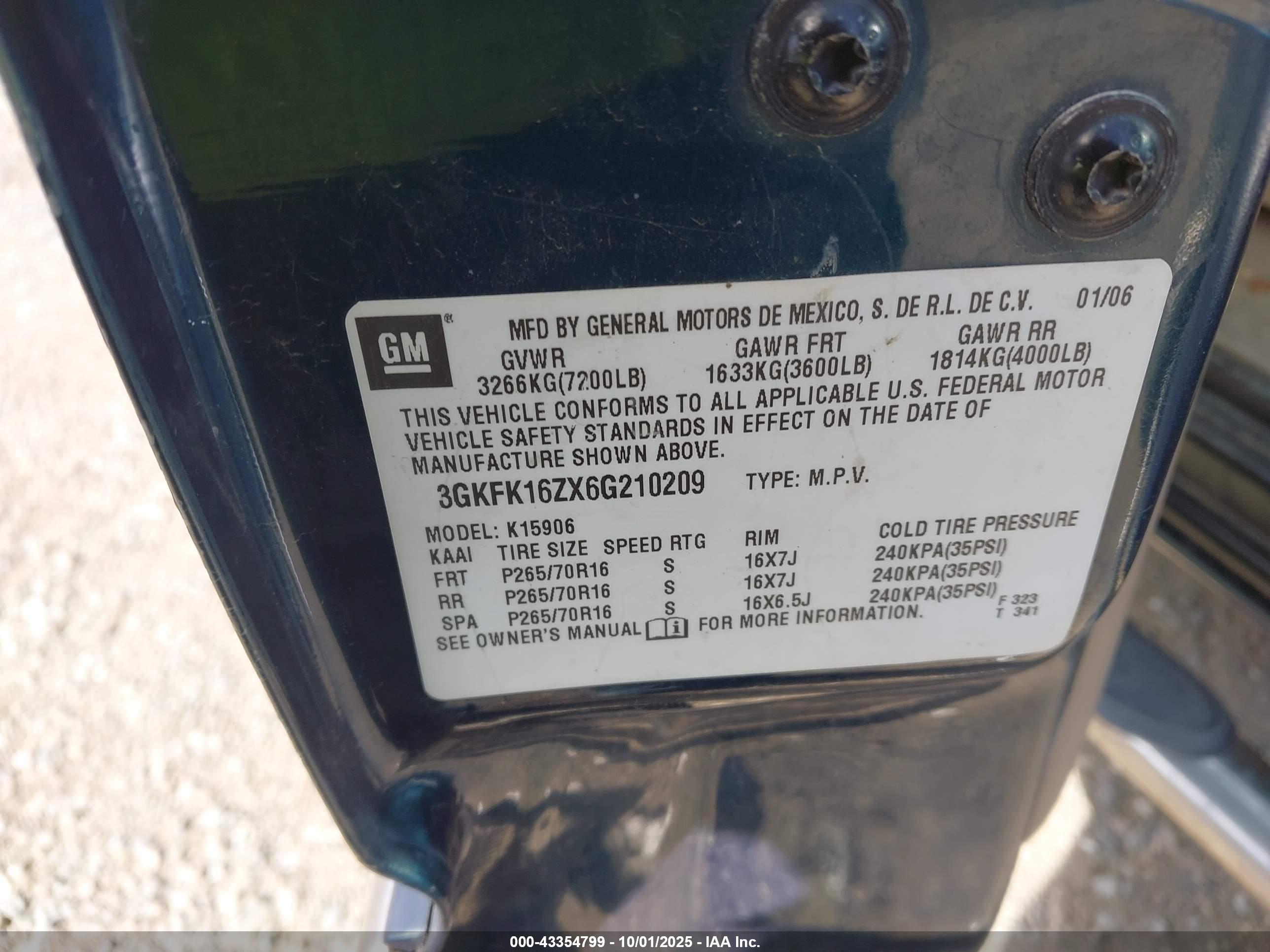 GMC YUKON image 9