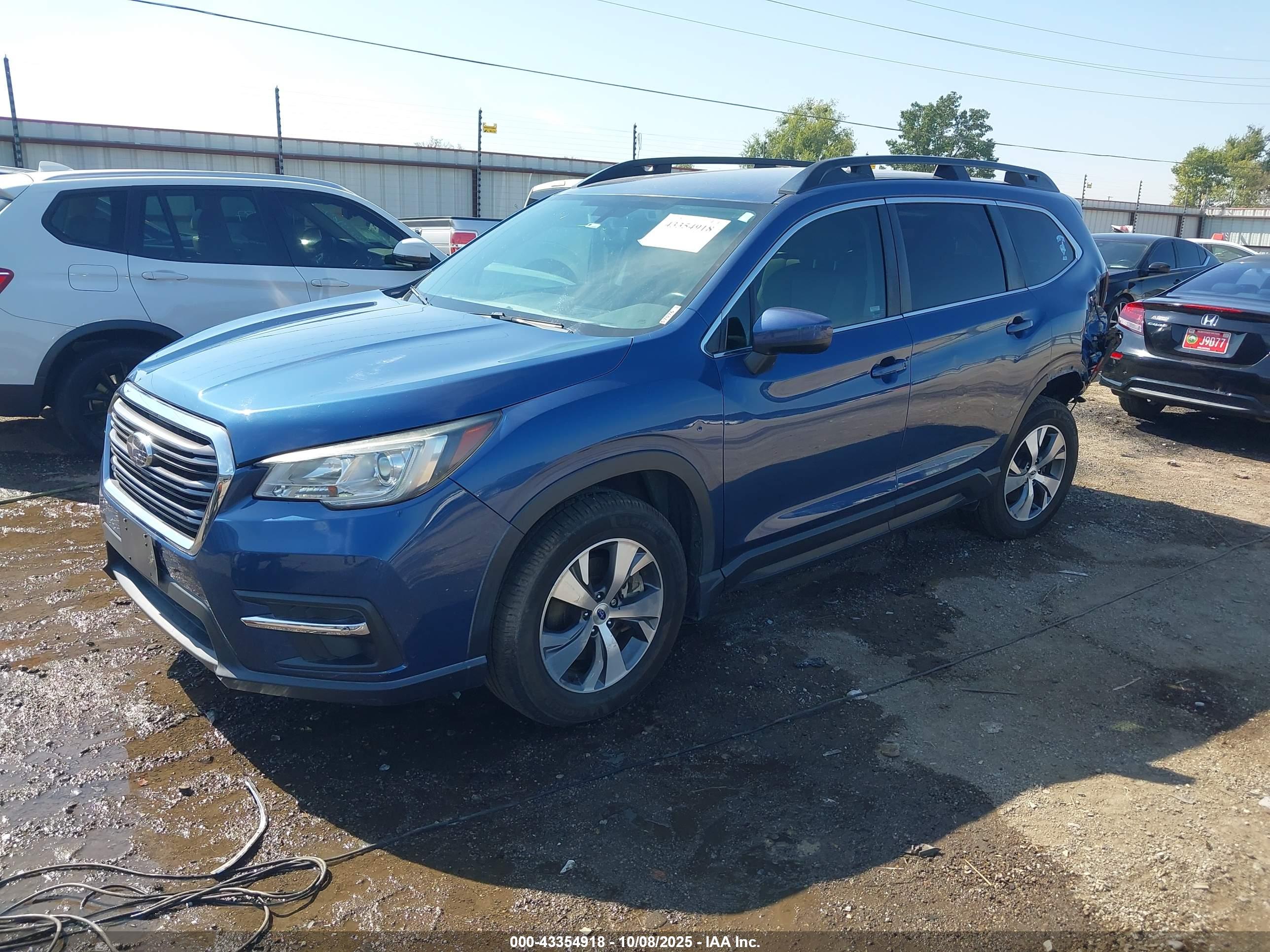 SUBARU ASCENT image 2