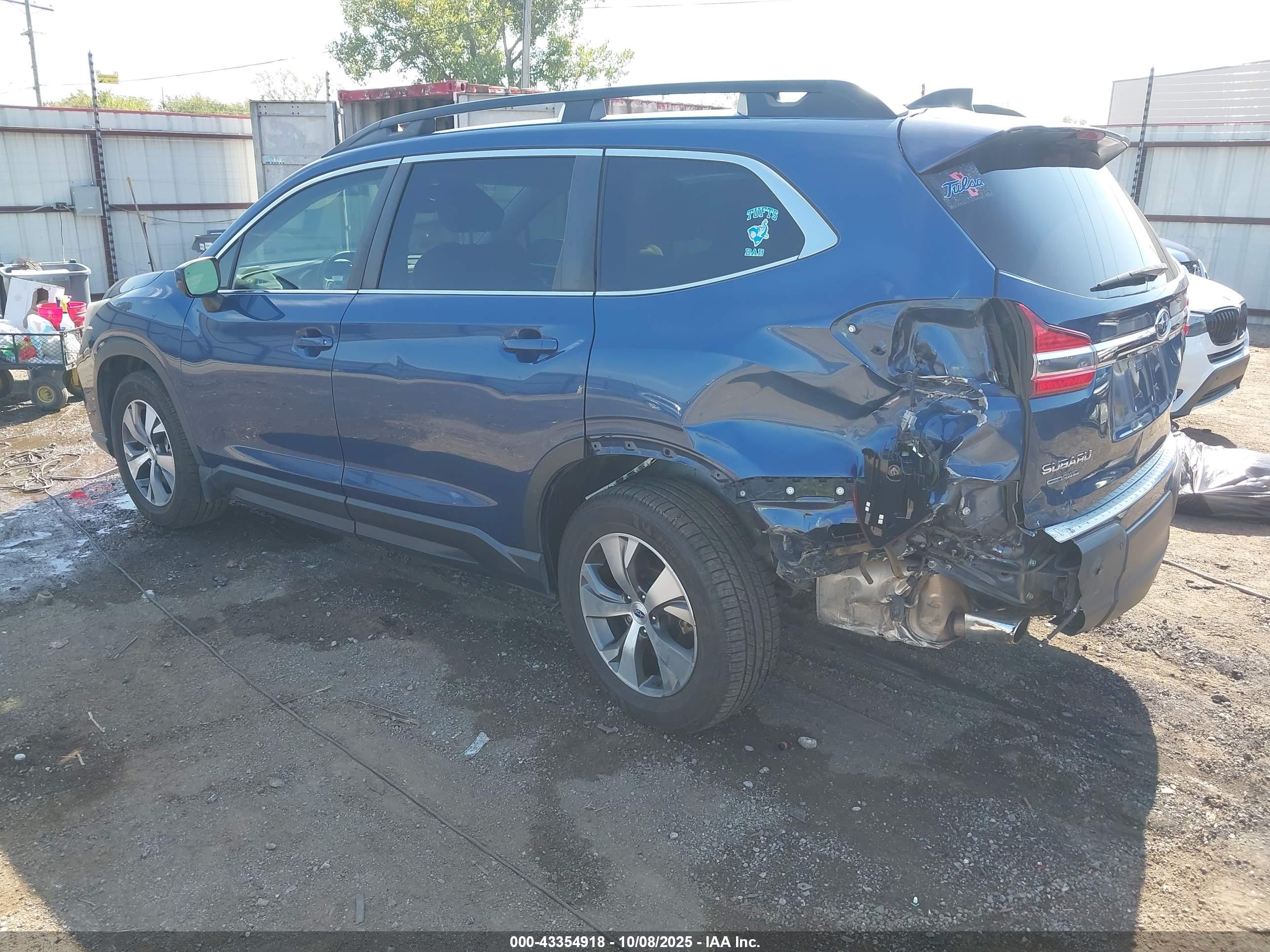 SUBARU ASCENT image 3