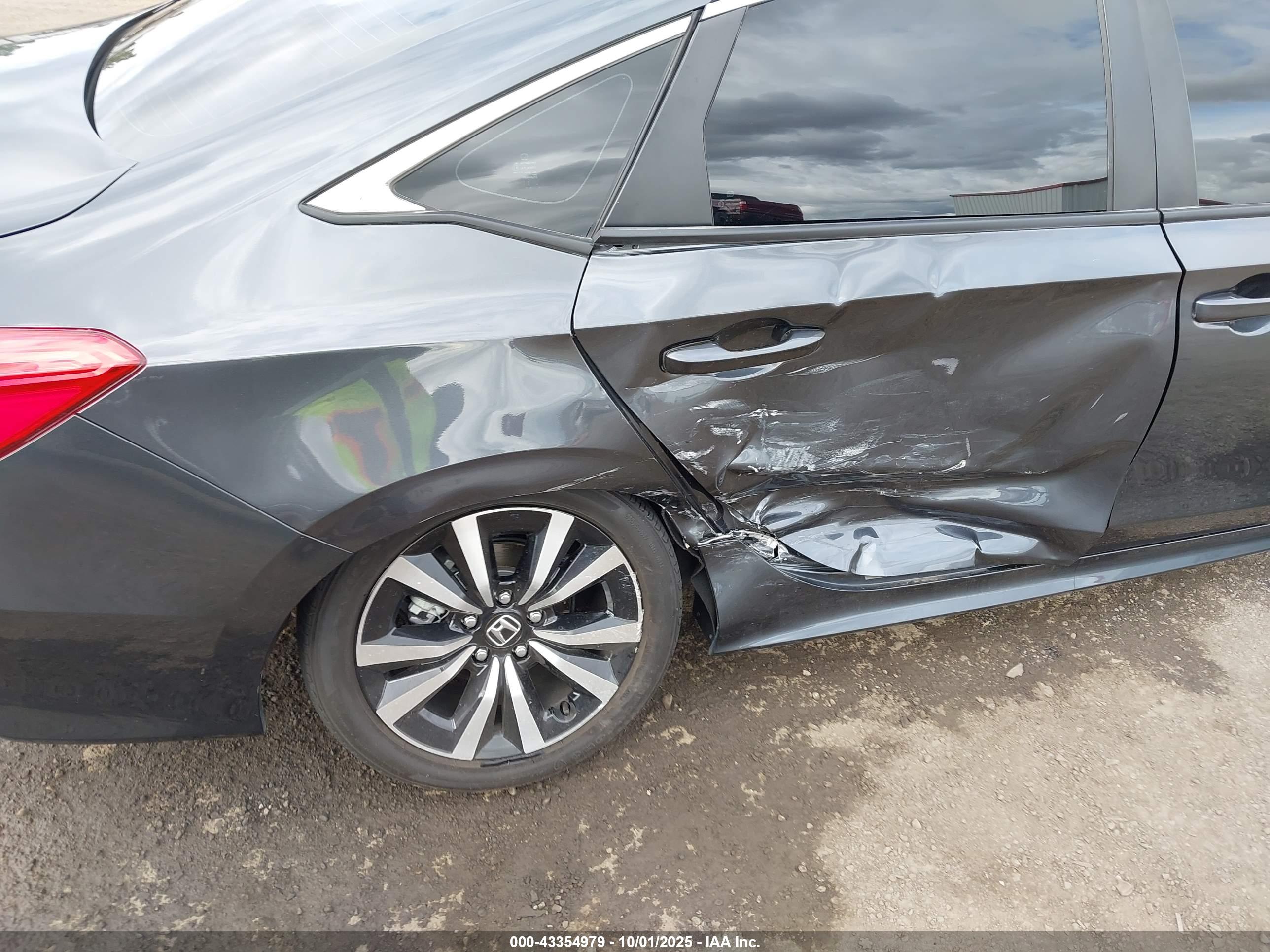 HONDA CIVIC image 6