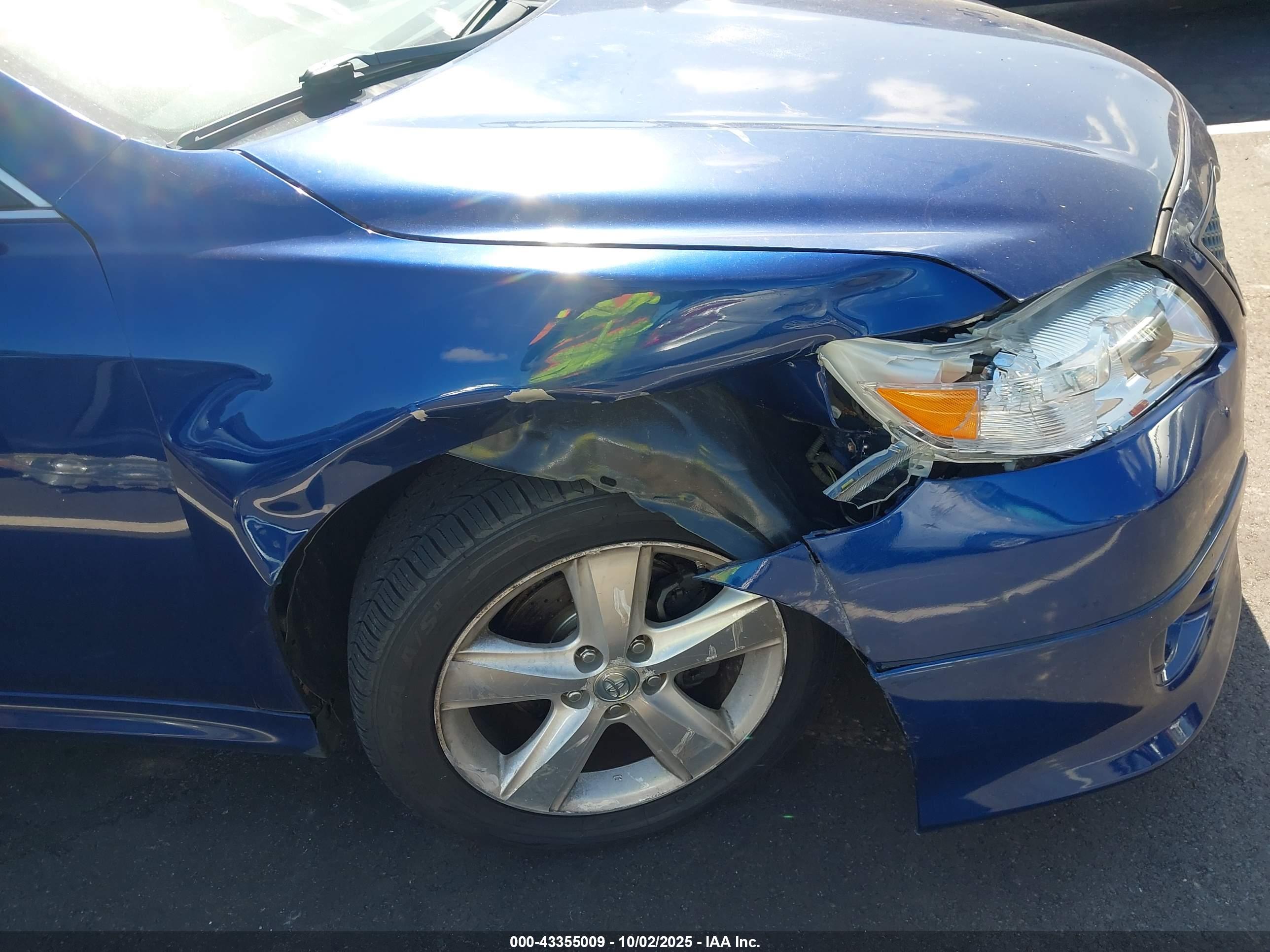 TOYOTA CAMRY image 6