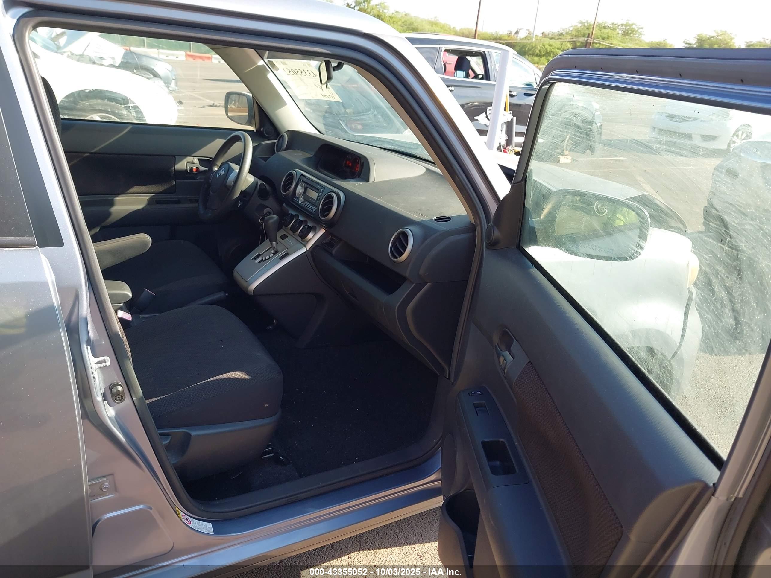 SCION XB image 5